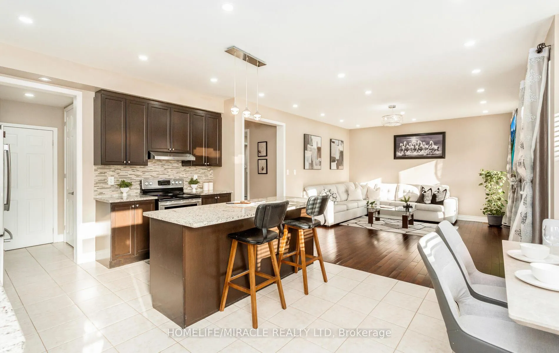 Photo 16 of 35 Killick Road, Brampton, Northwest Brampton — HOMEH