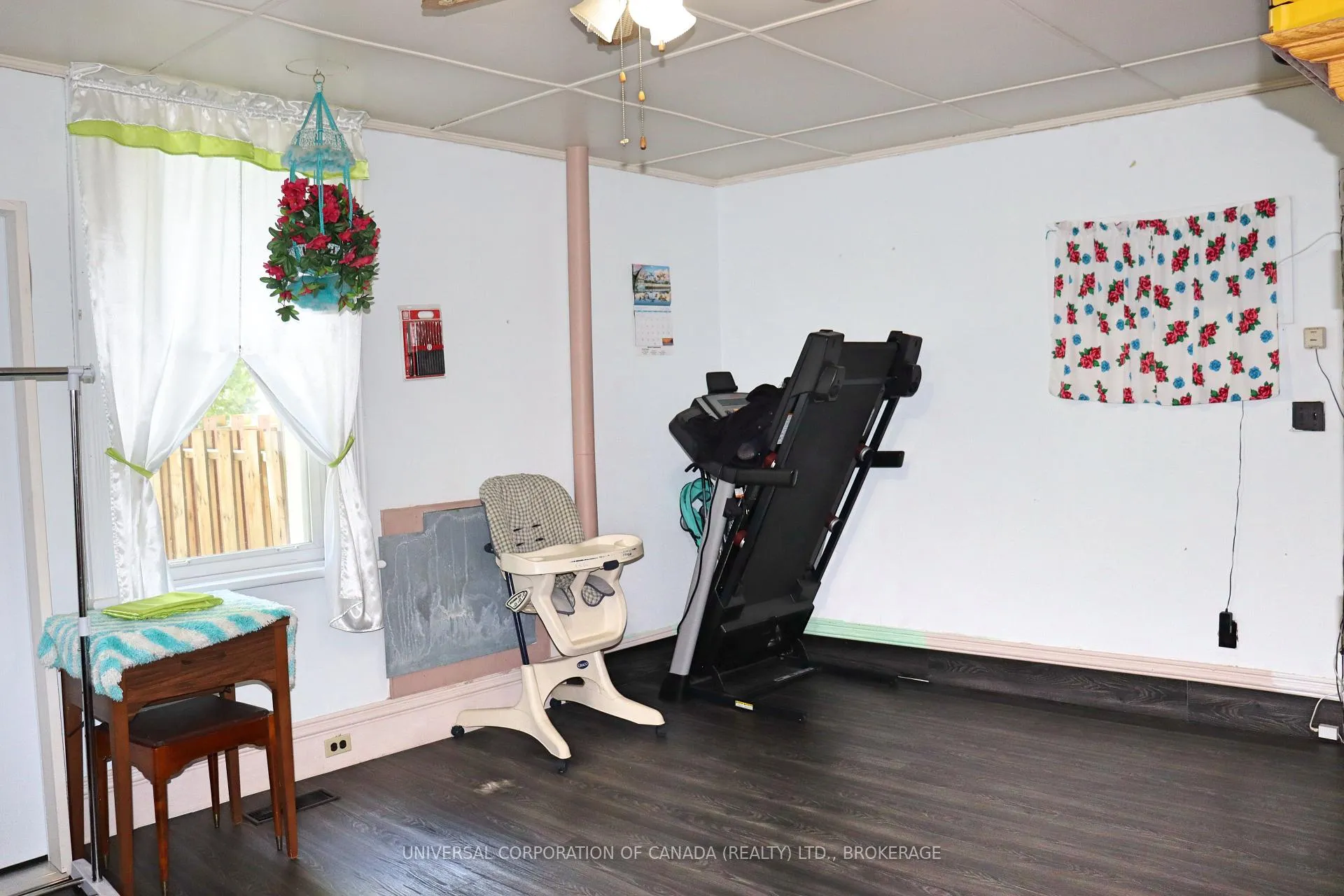 Photo 10 of 2029 john Street W, Howick — HOMEH
