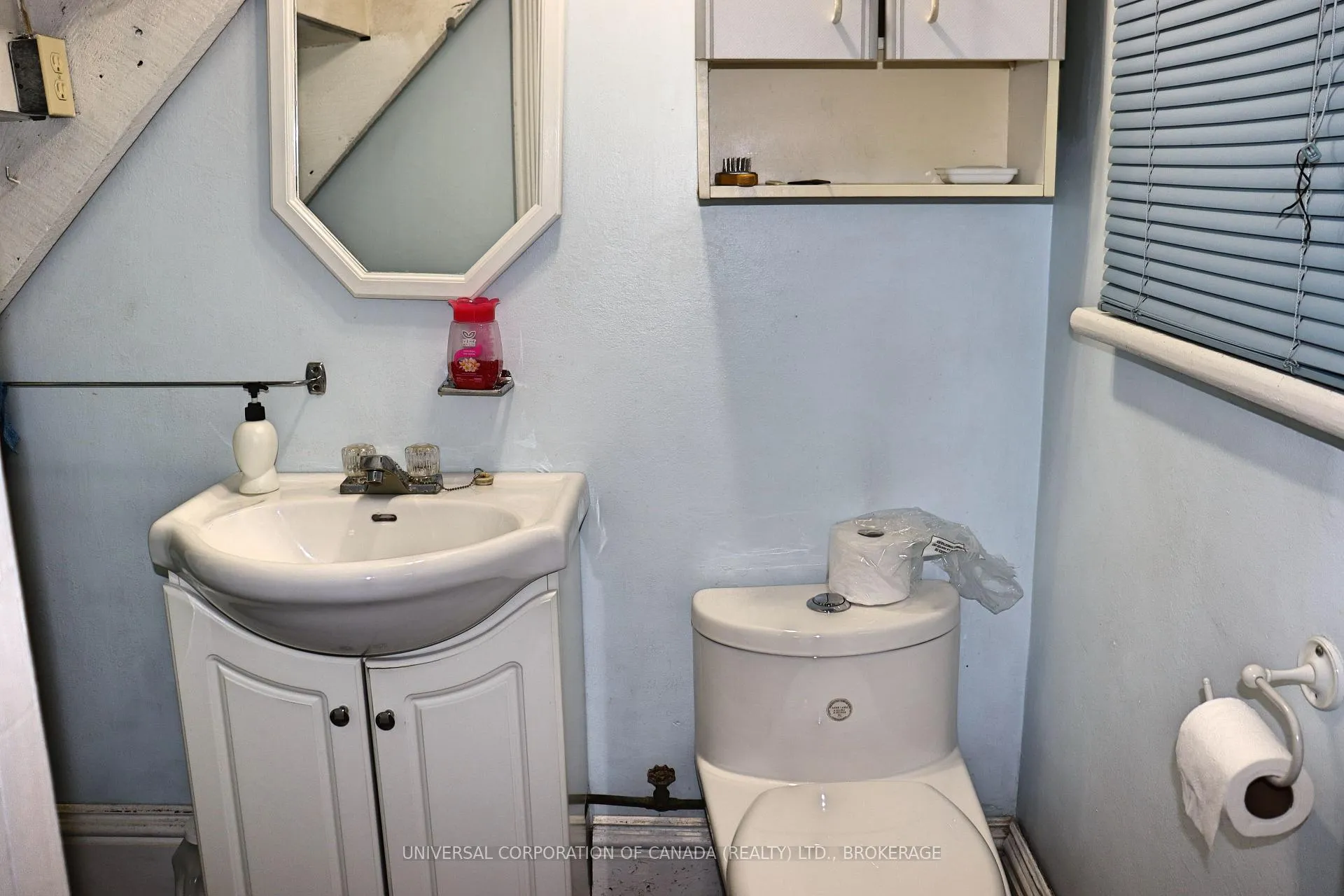 Photo 13 of 2029 john Street W, Howick — HOMEH