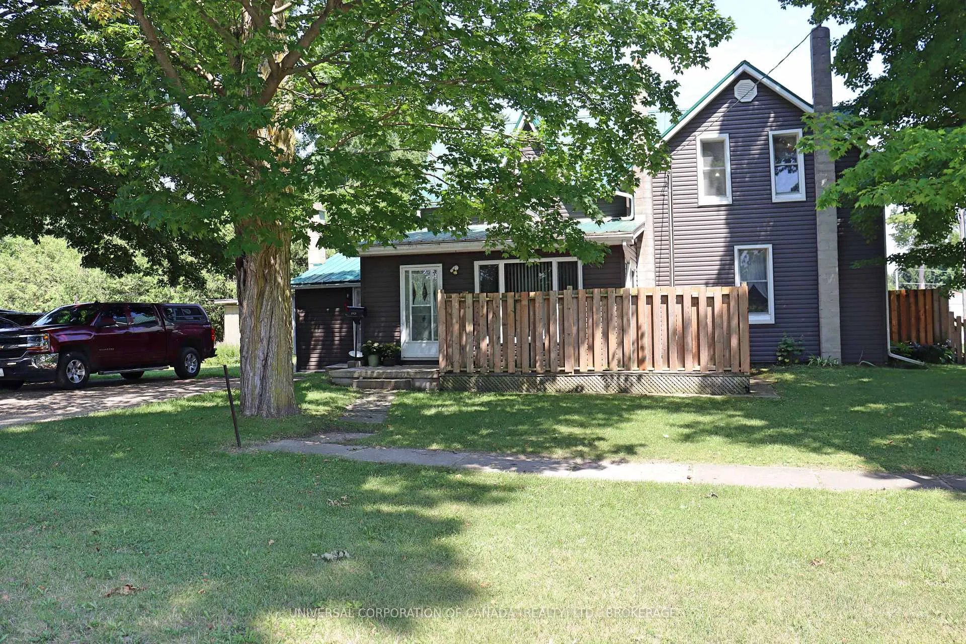 Photo 22 of 2029 john Street W, Howick — HOMEH