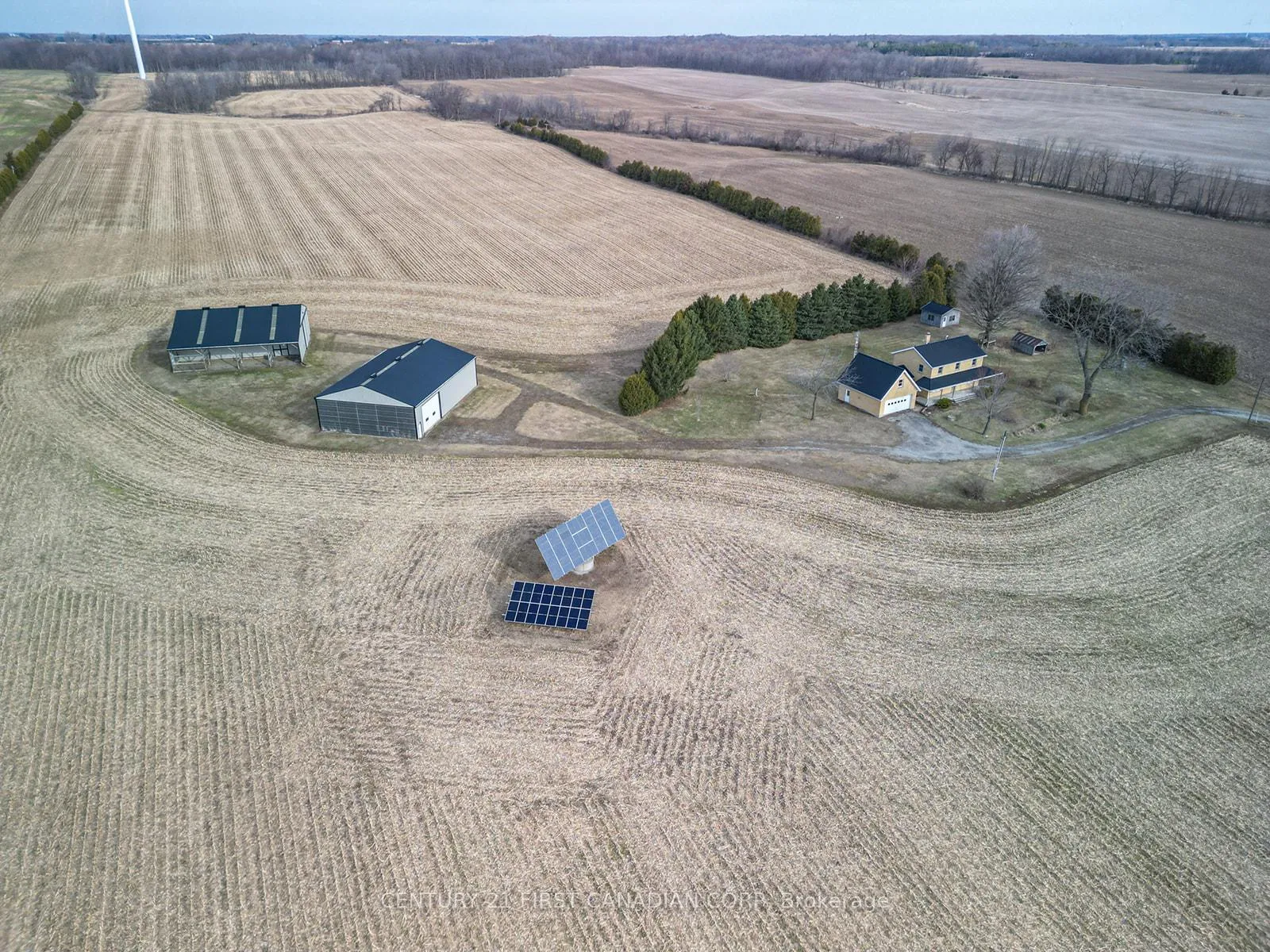 Photo 3 of 14509 Talbot Line, Chatham-Kent, Muirkirk — HOMEH