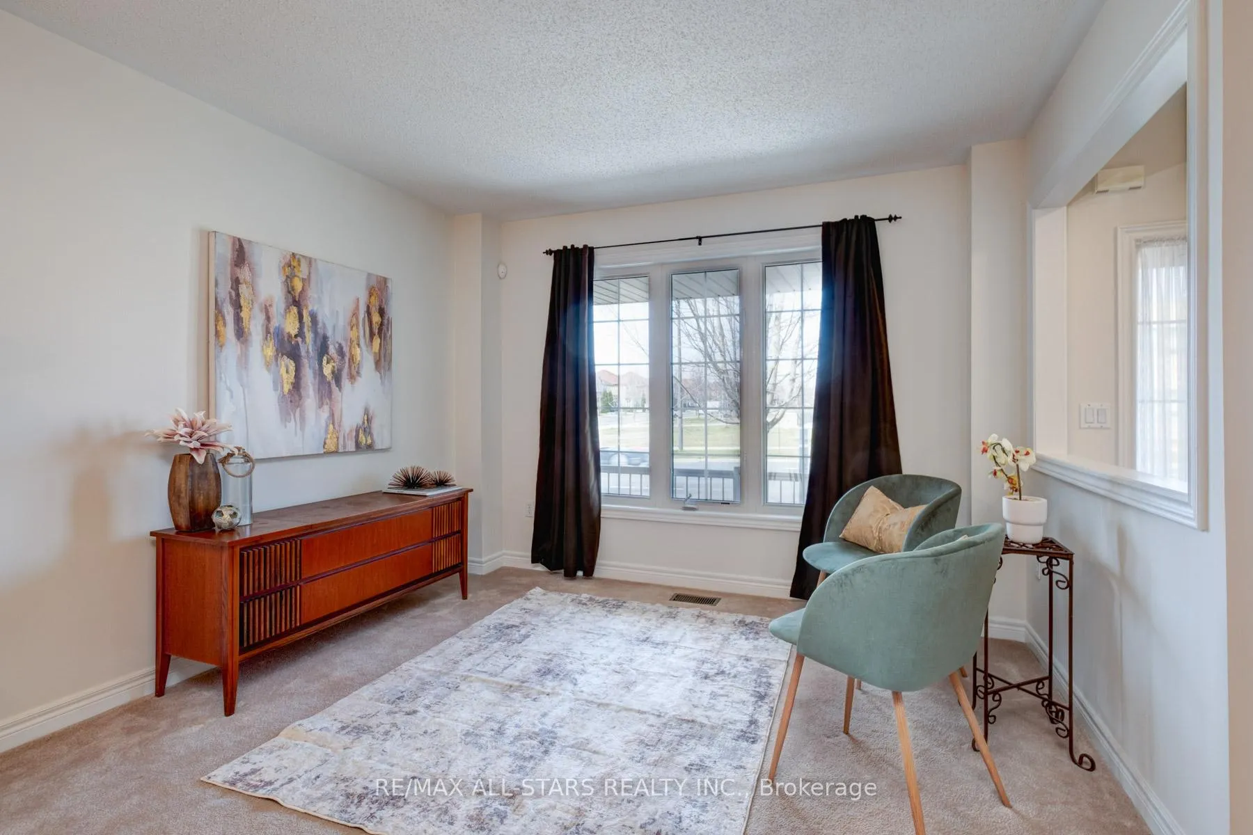 Photo 5 of 1963 Bur Oak Avenue, Markham, Greensborough — HOMEH