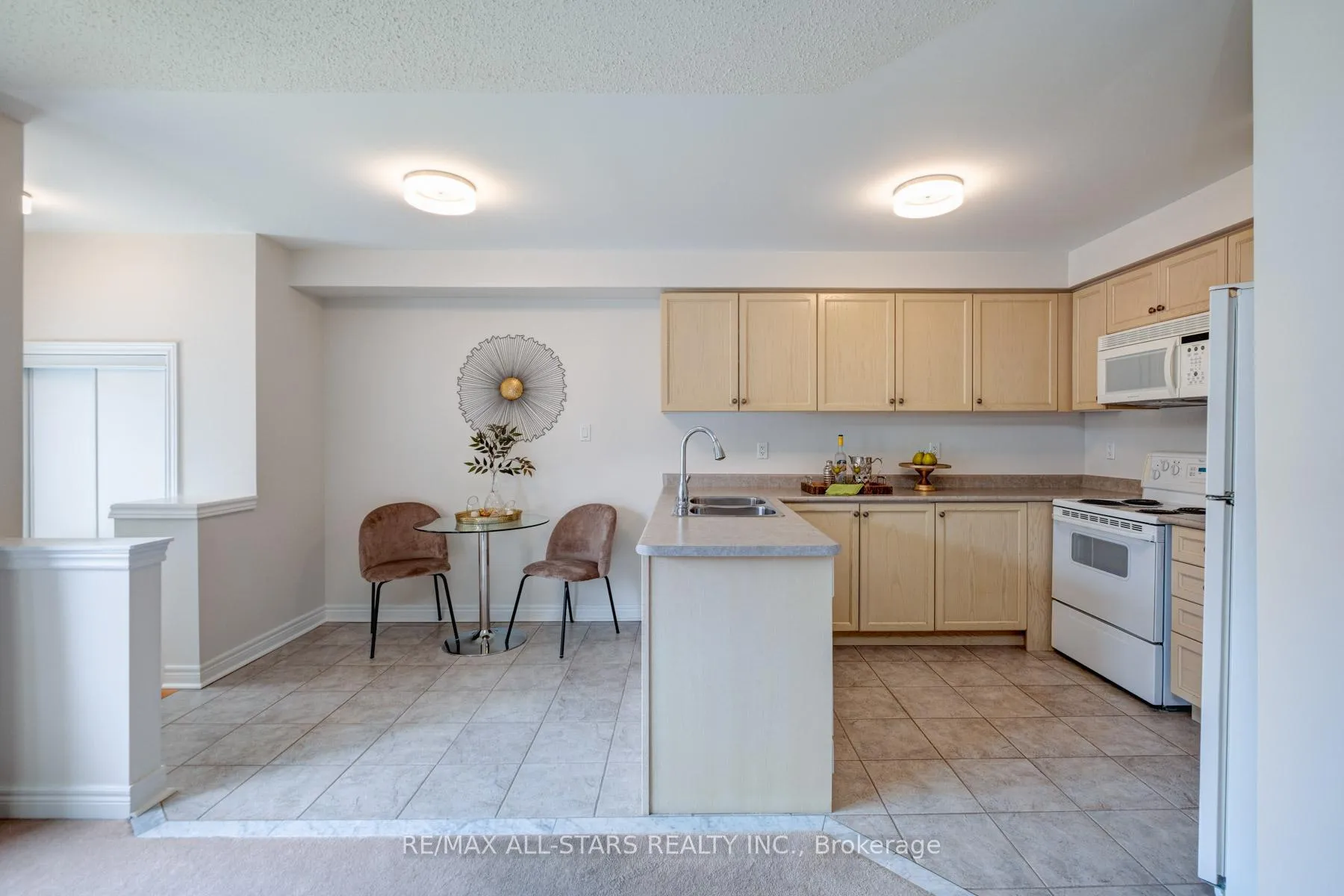Photo 20 of 1963 Bur Oak Avenue, Markham, Greensborough — HOMEH