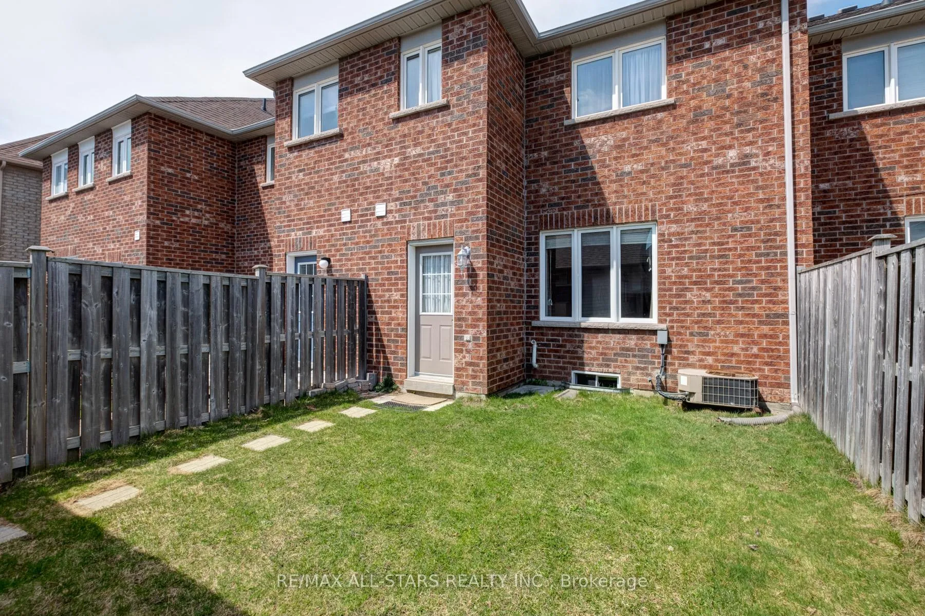 Photo 33 of 1963 Bur Oak Avenue, Markham, Greensborough — HOMEH