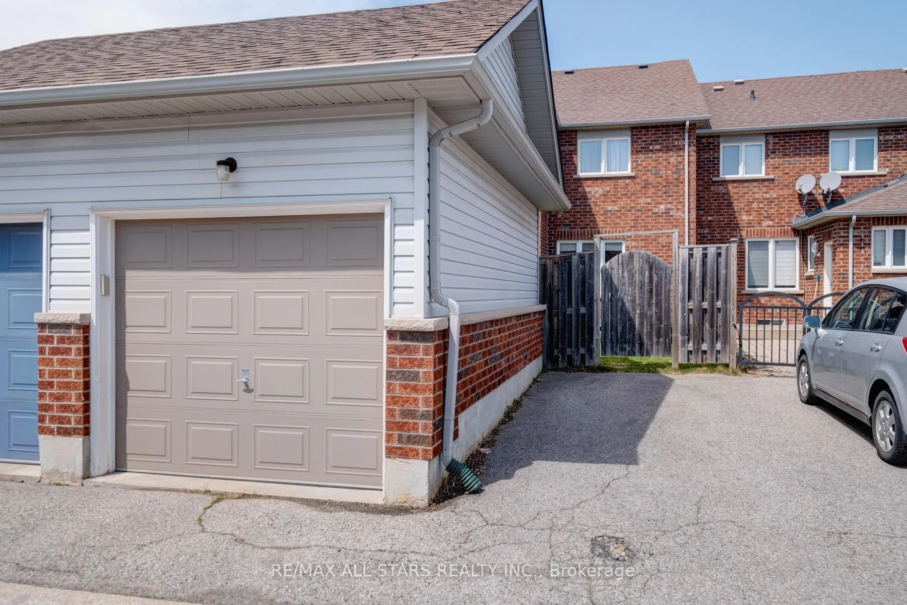 Photo 35 of 1963 Bur Oak Avenue, Markham, Greensborough — HOMEH
