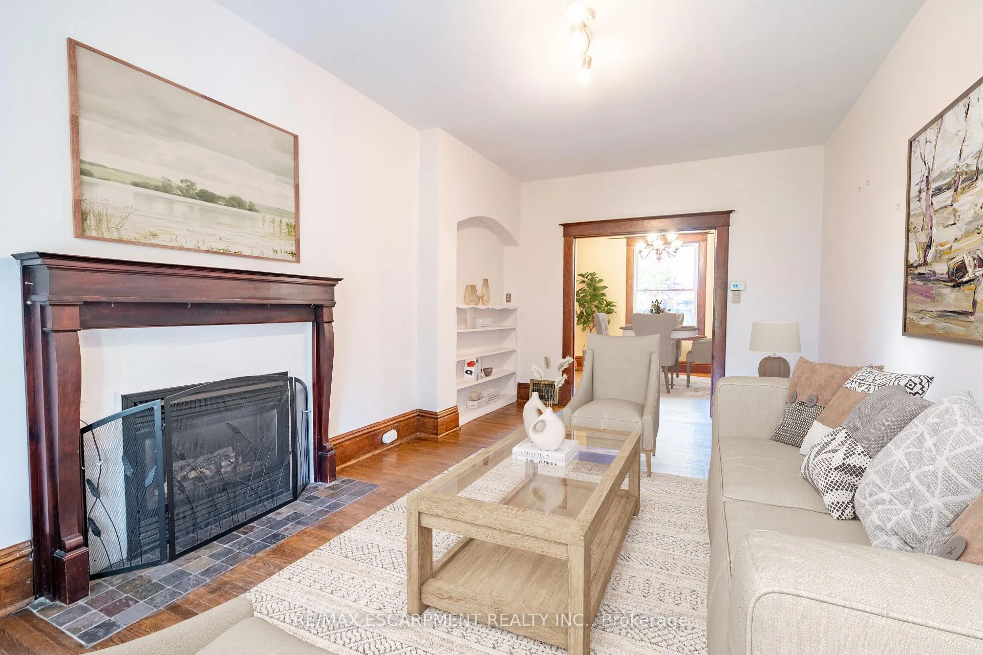 Photo 7 of 26 Ontario Avenue, Hamilton, Stinson — HOMEH