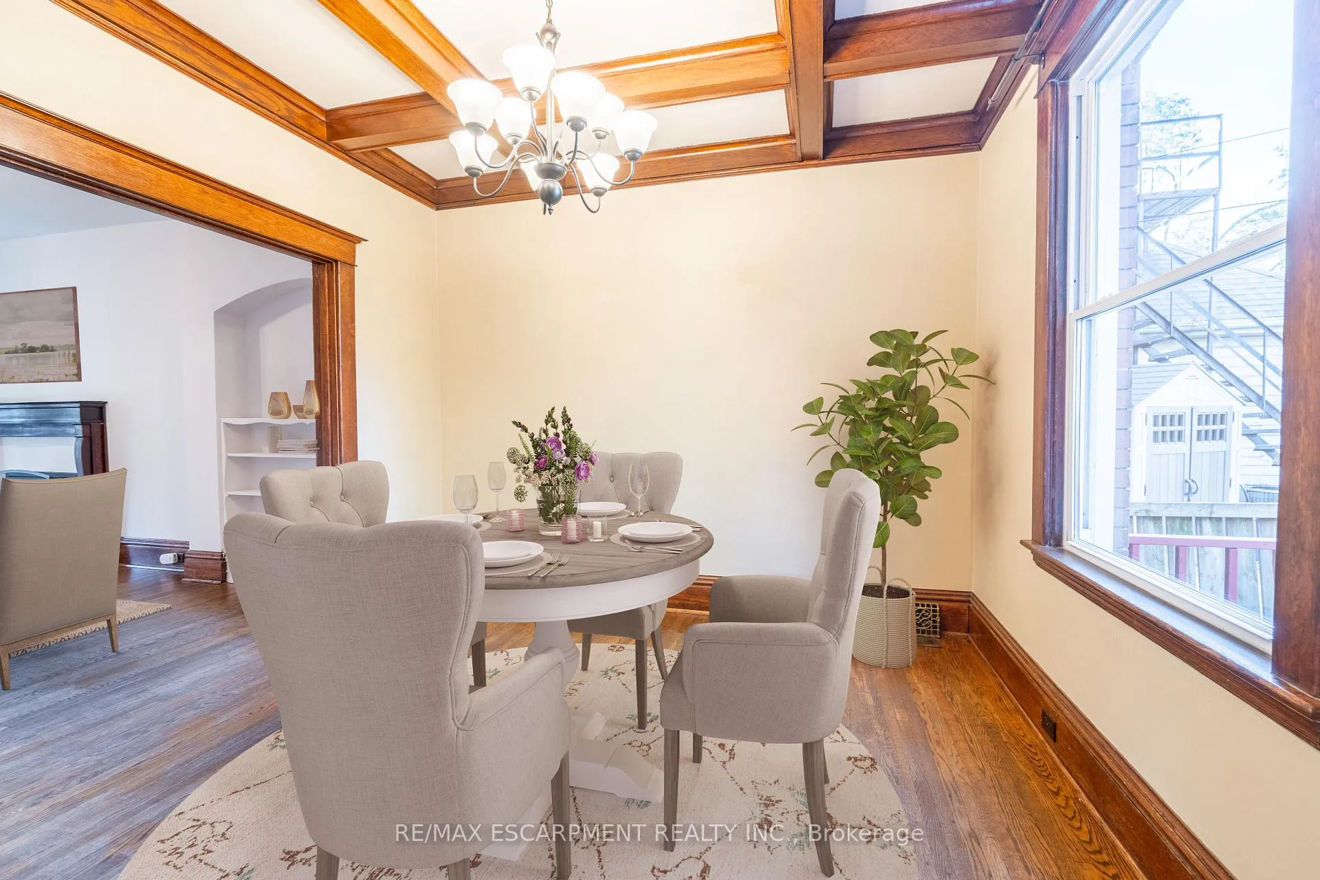 Photo 10 of 26 Ontario Avenue, Hamilton, Stinson — HOMEH