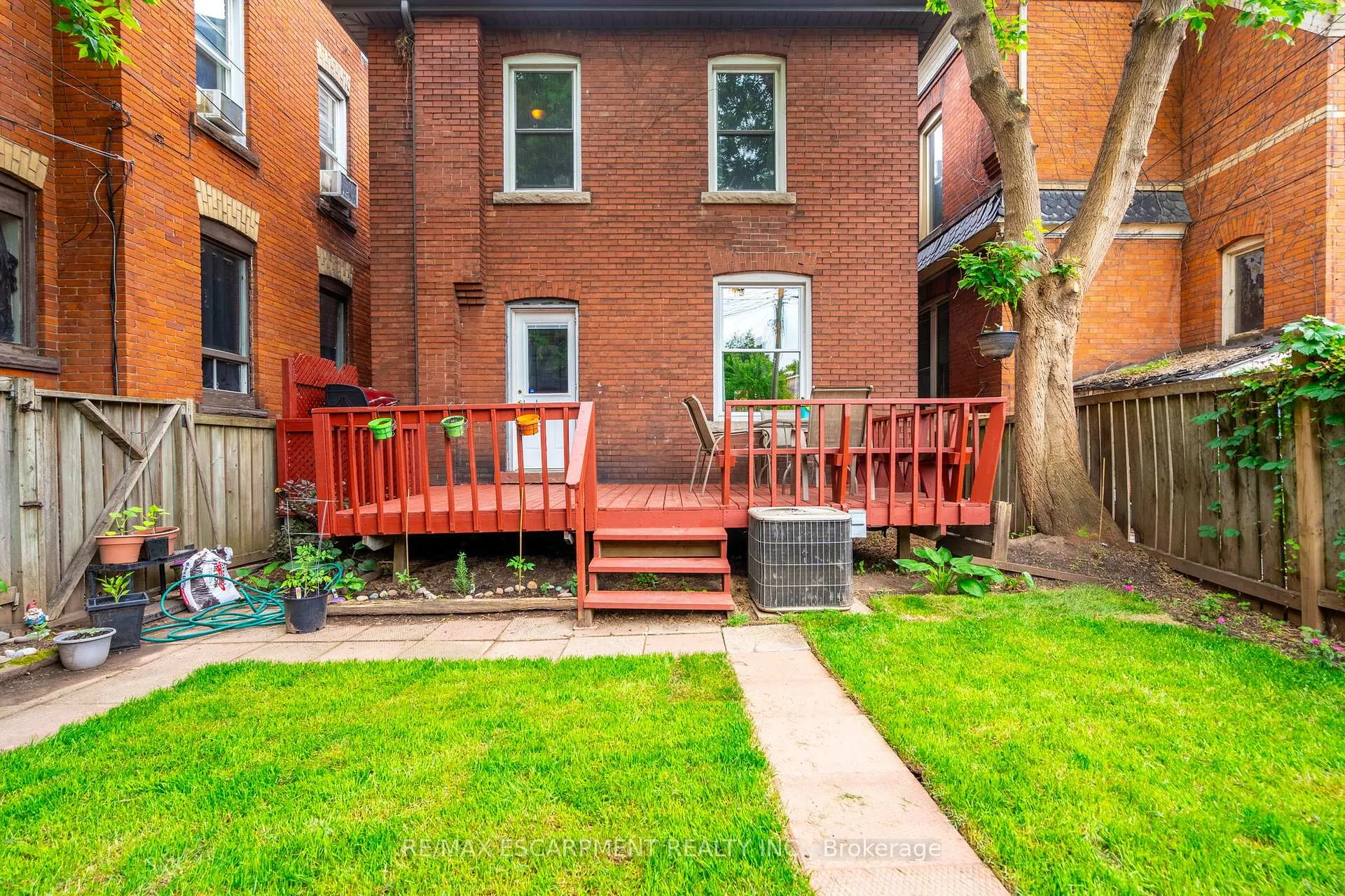 Photo 38 of 26 Ontario Avenue, Hamilton, Stinson — HOMEH