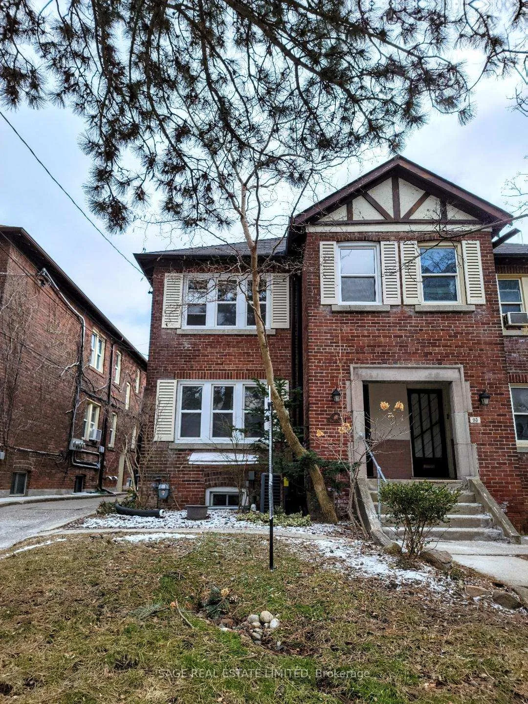 Front of Unit (Lower), 95 Hillsdale Avenue