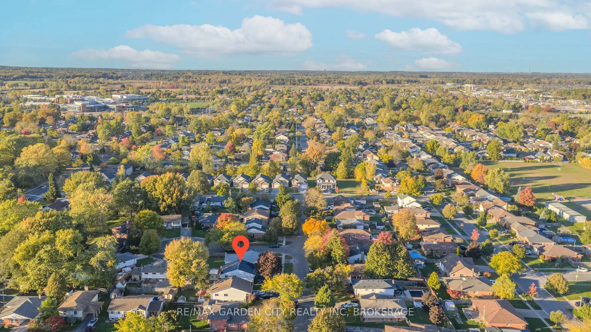 Photo 37 of 53 Brant Avenue, Welland, N. Welland — HOMEH