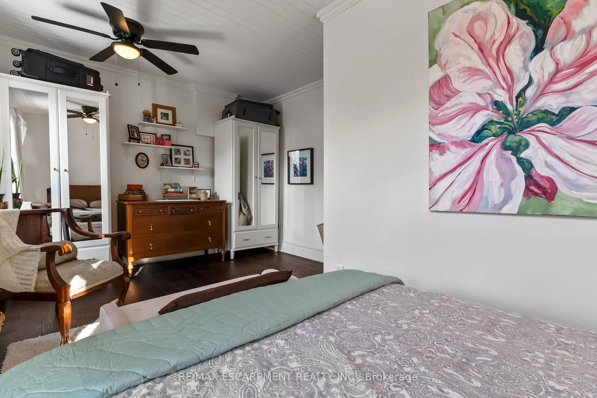Photo 25 of 54 Emerald Street N, Hamilton, Landsdale — HOMEH