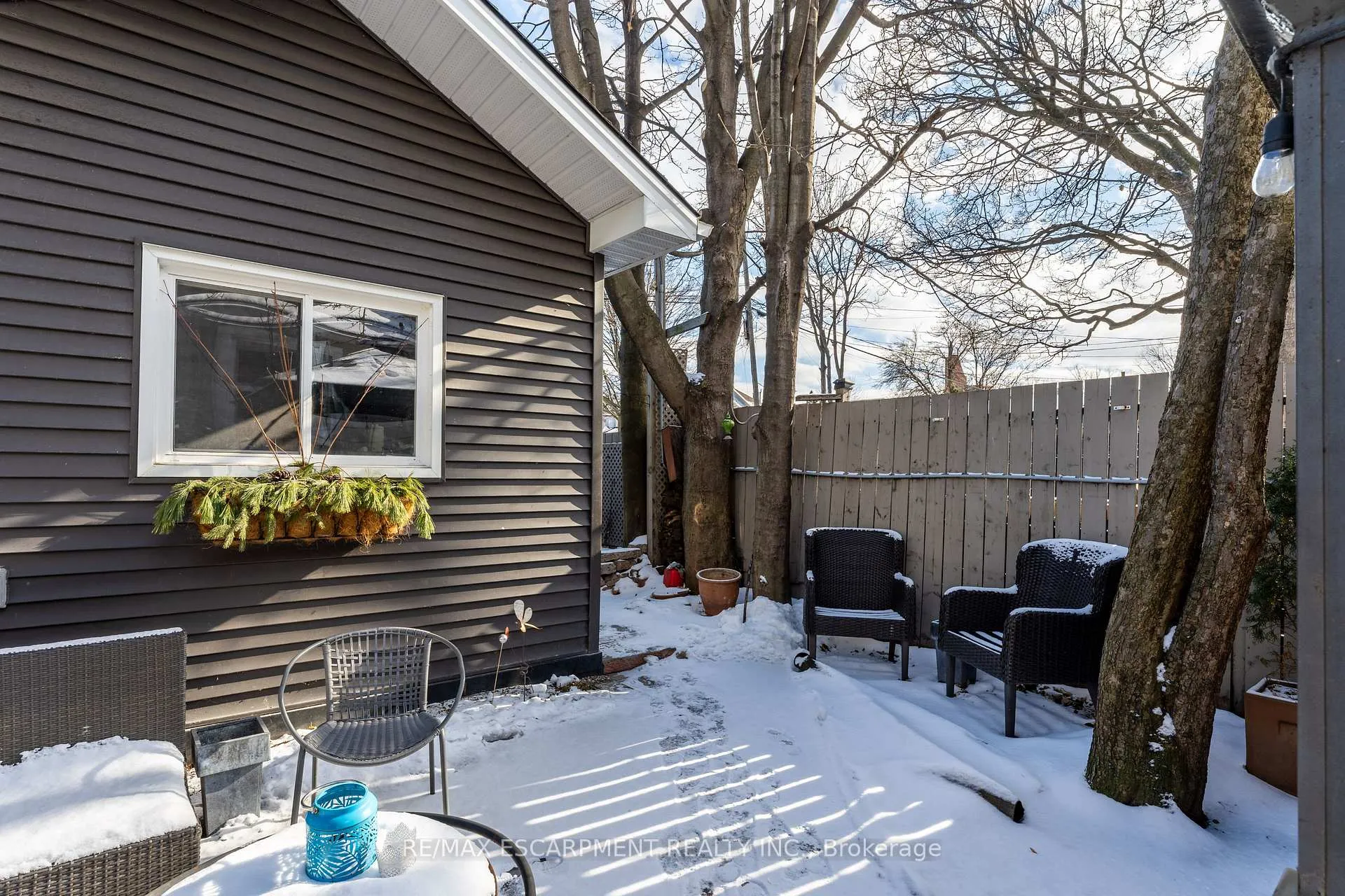 Photo 43 of 54 Emerald Street N, Hamilton, Landsdale — HOMEH