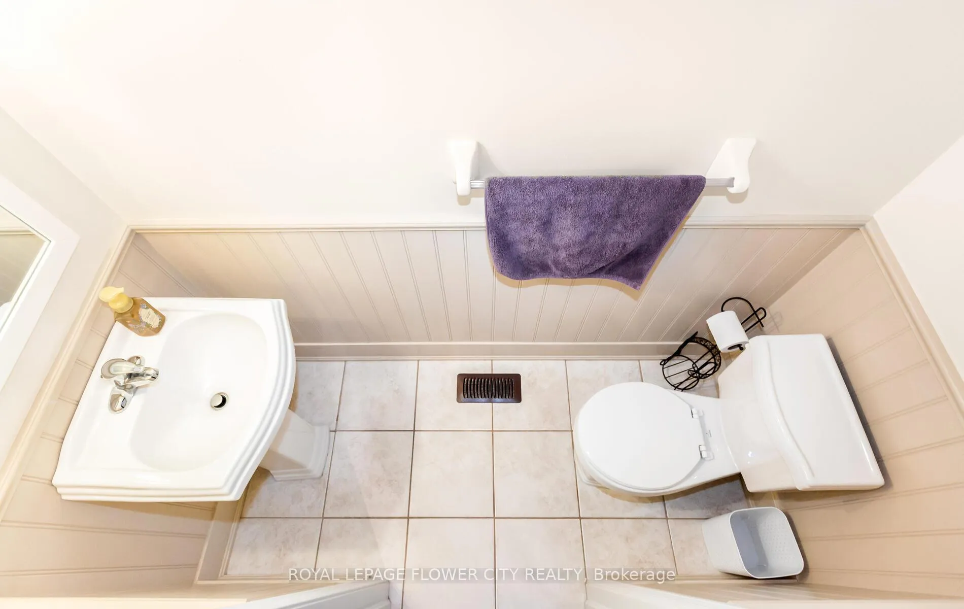 Photo 14 of 513 Davis Drive, Shelburne — HOMEH