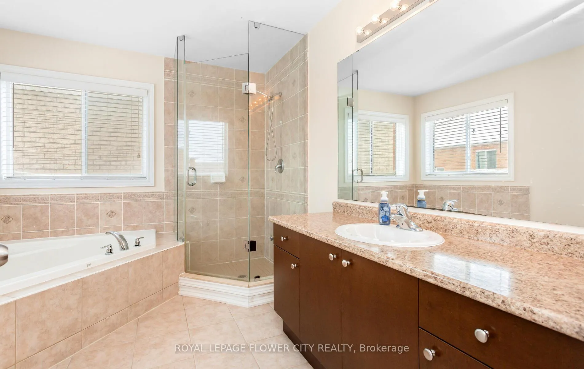 Photo 18 of 513 Davis Drive, Shelburne — HOMEH