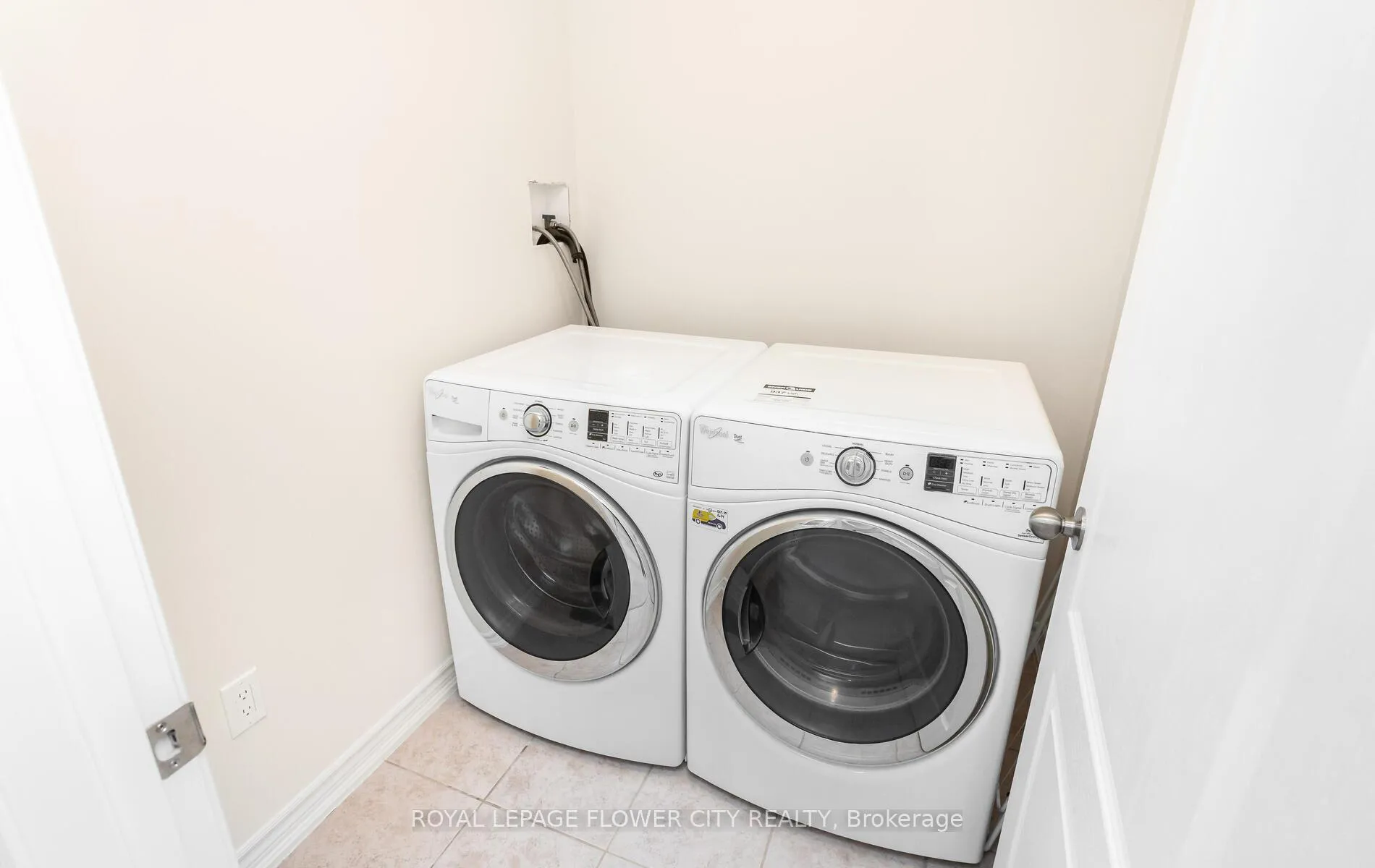 Photo 24 of 513 Davis Drive, Shelburne — HOMEH