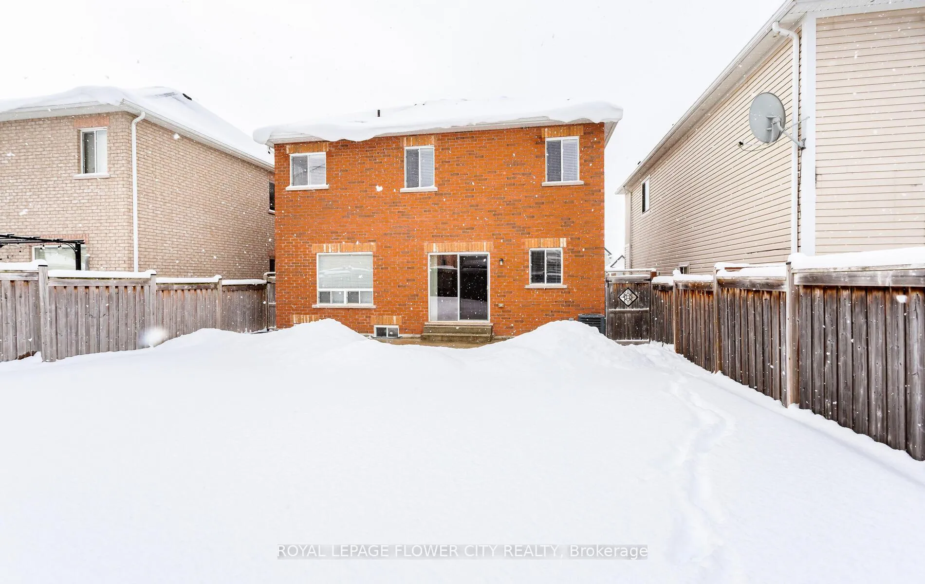 Photo 32 of 513 Davis Drive, Shelburne — HOMEH