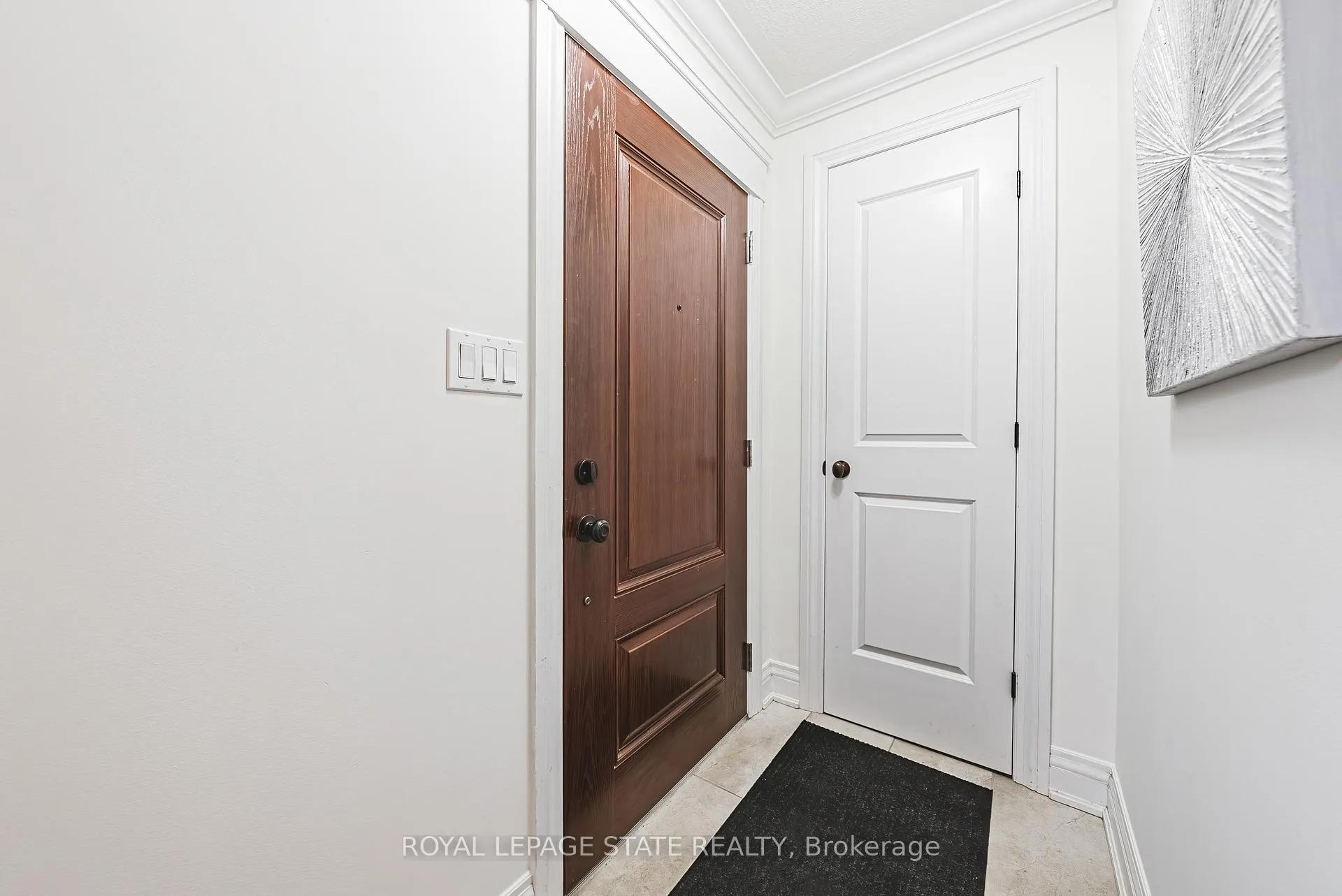 Photo 5 of 187 Summerhill Avenue, Hamilton, Bartonville — HOMEH