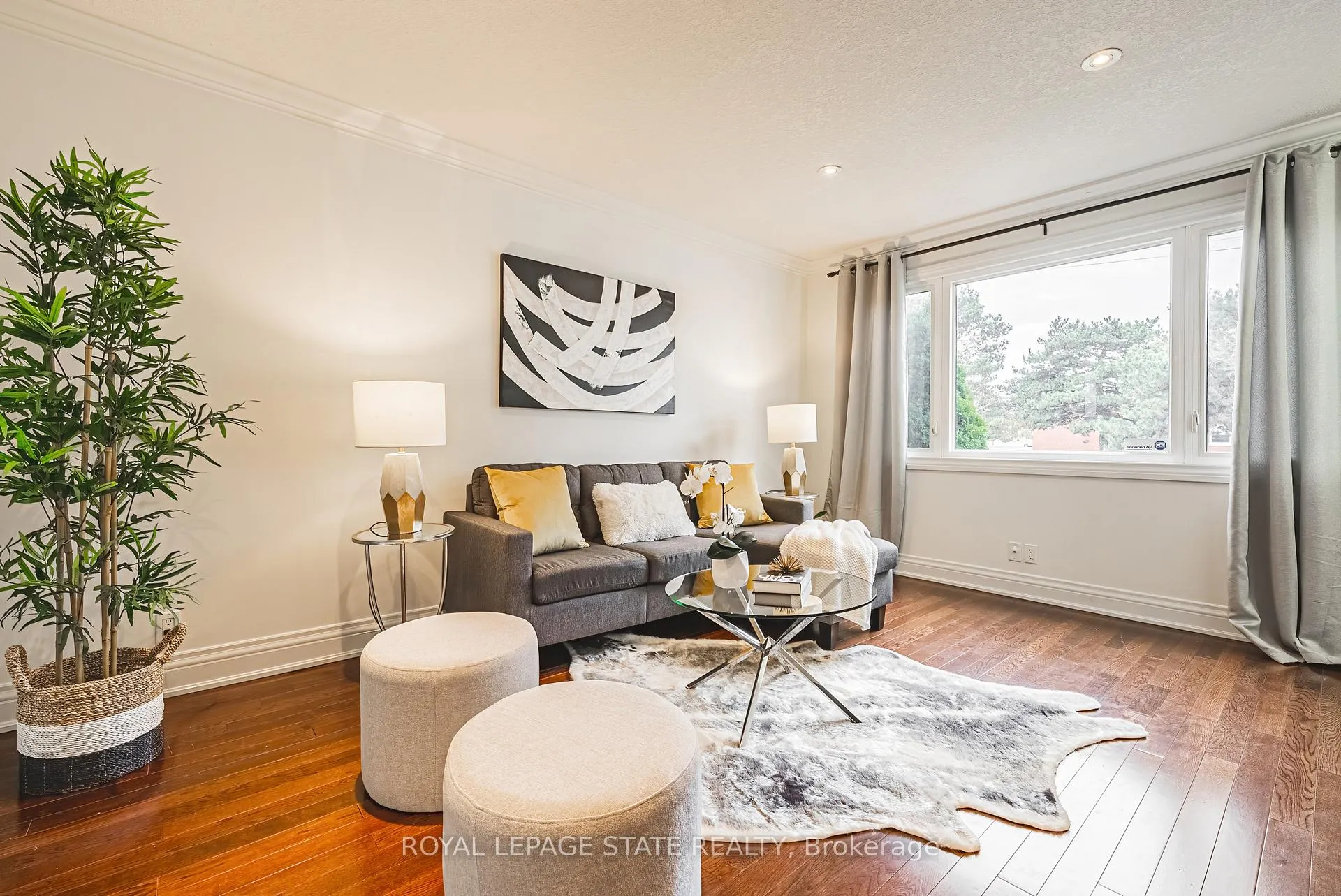 Photo 6 of 187 Summerhill Avenue, Hamilton, Bartonville — HOMEH