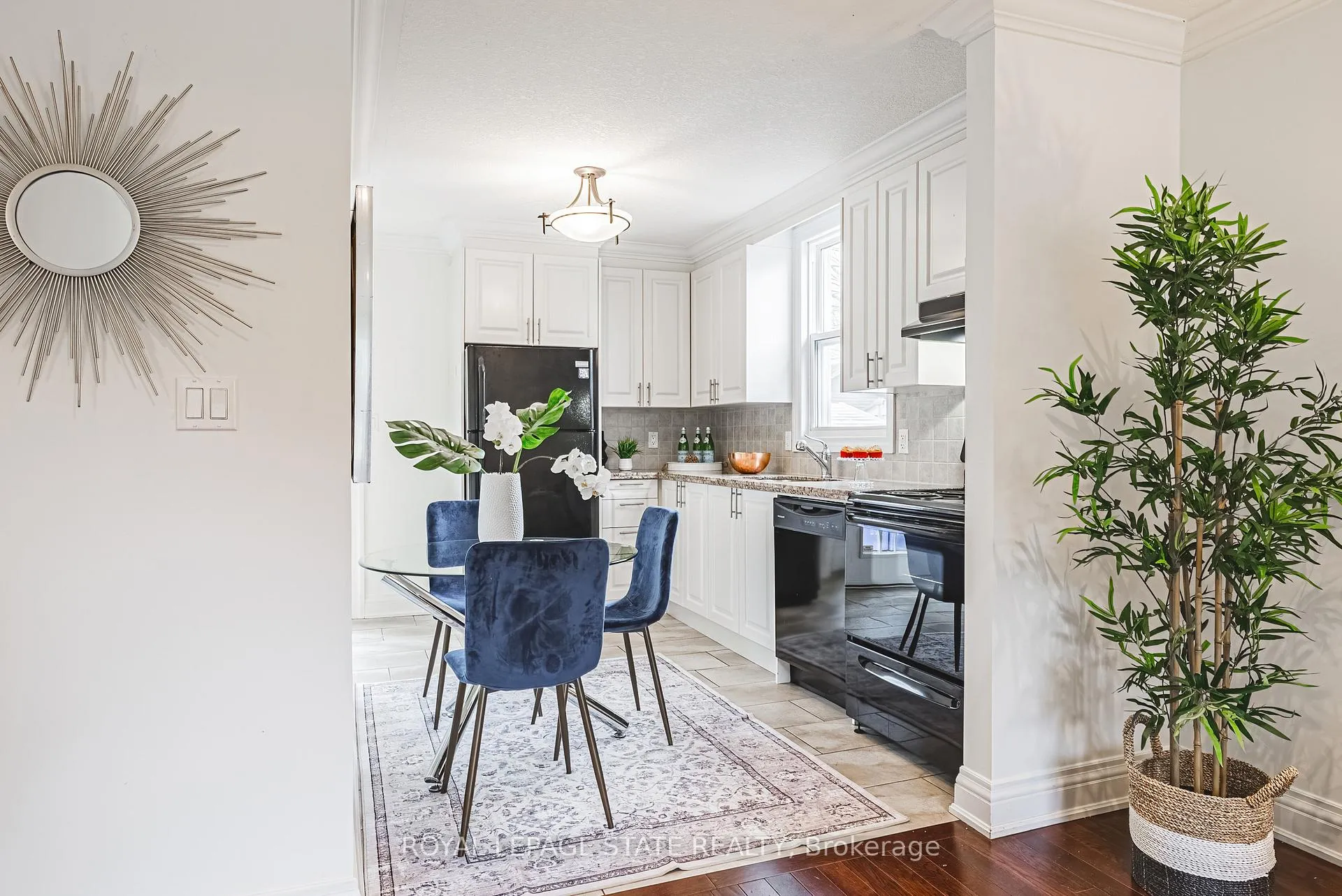 Photo 10 of 187 Summerhill Avenue, Hamilton, Bartonville — HOMEH