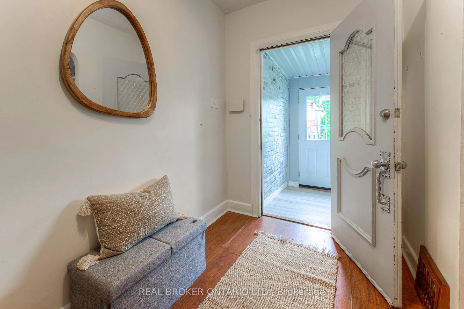 Photo 6 of 32 East 23rd Street, Hamilton, Eastmount — HOMEH