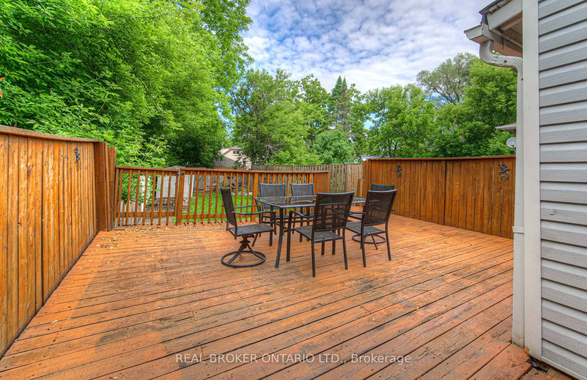 Photo 38 of 32 East 23rd Street, Hamilton, Eastmount — HOMEH