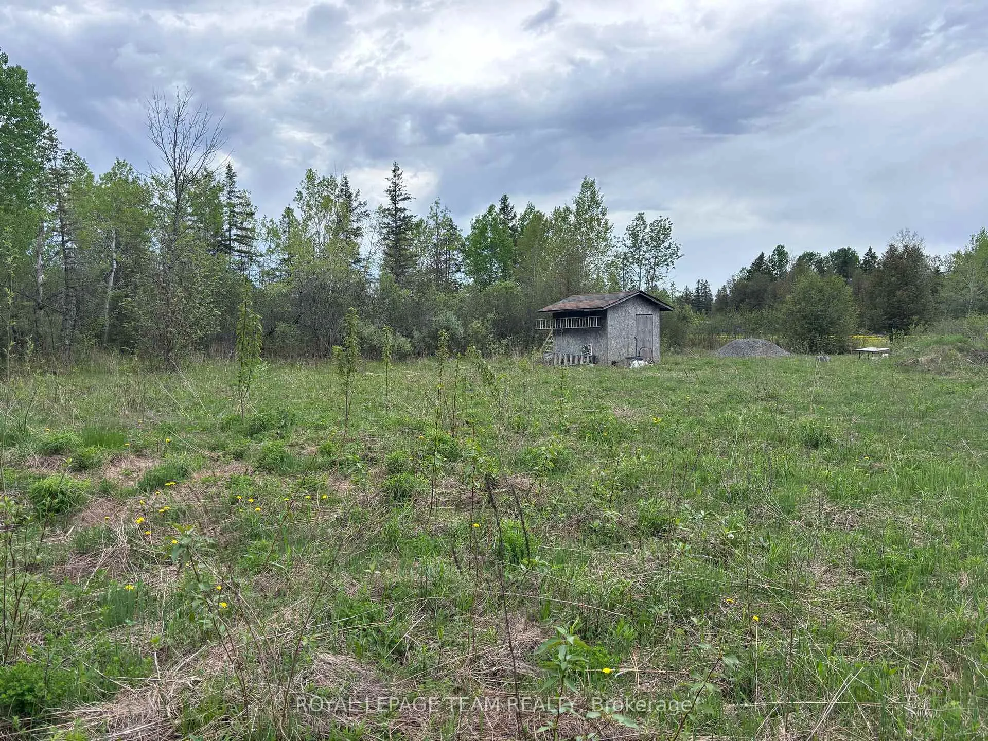 Photo 2 of 527 Beckwith Boundary Road, Beckwith, Beckwith Twp — HOMEH