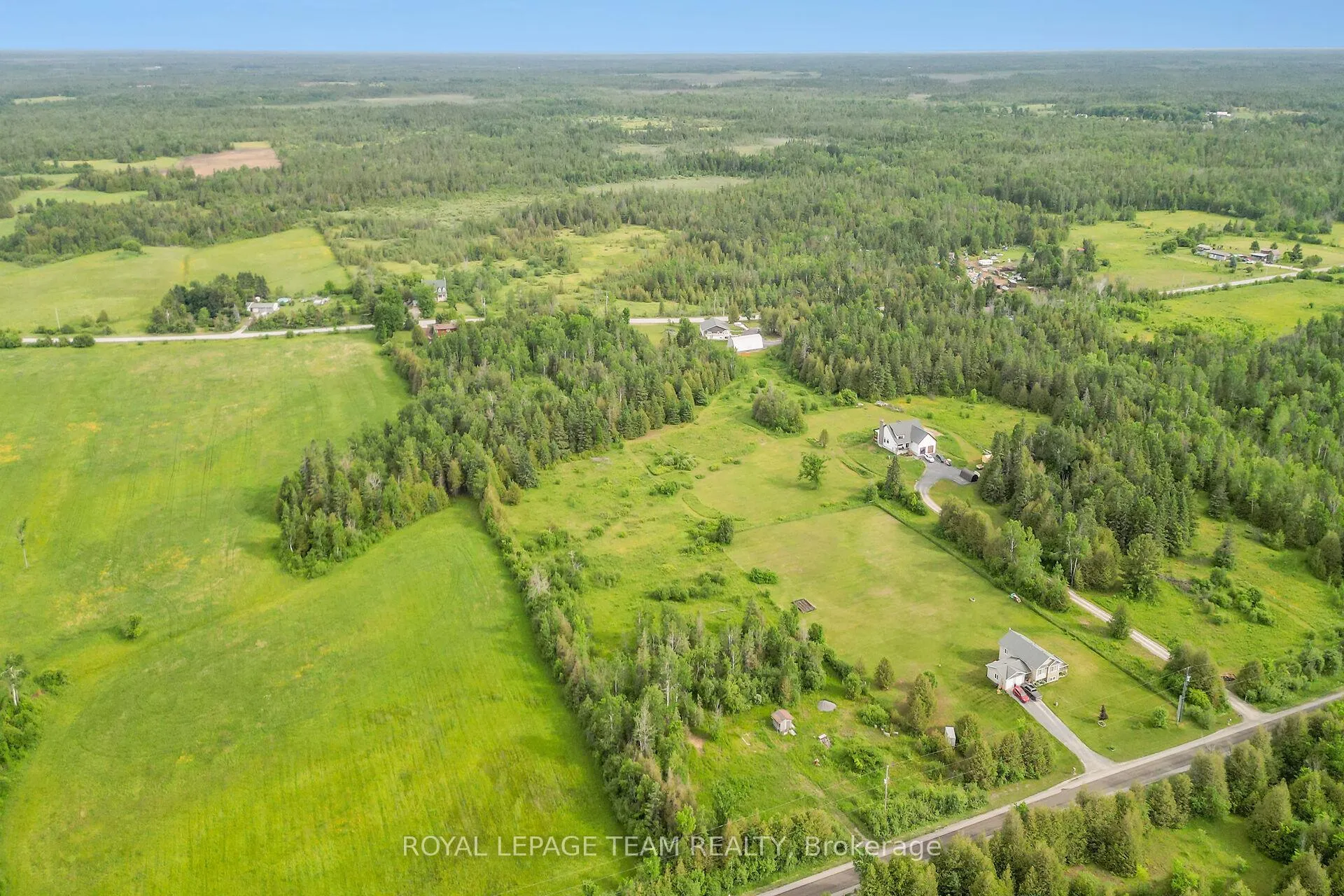 Photo 5 of 527 Beckwith Boundary Road, Beckwith, Beckwith Twp — HOMEH