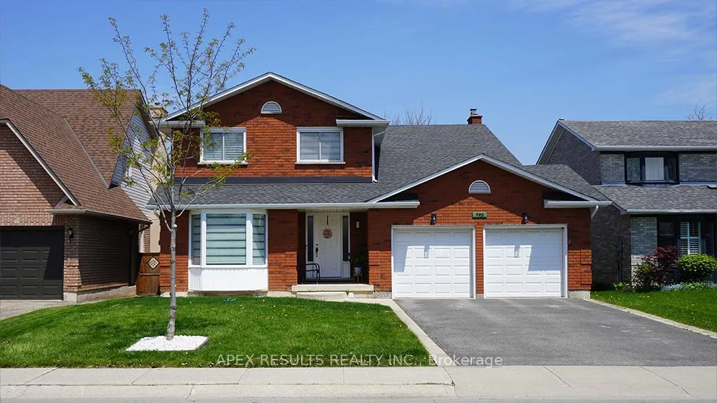 Photo 1 of 795 Upper Horning Road, Hamilton, Gurnett — HOMEH
