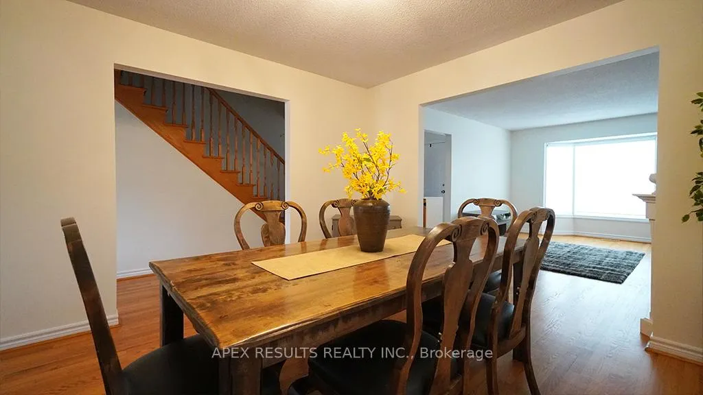 Photo 8 of 795 Upper Horning Road, Hamilton, Gurnett — HOMEH