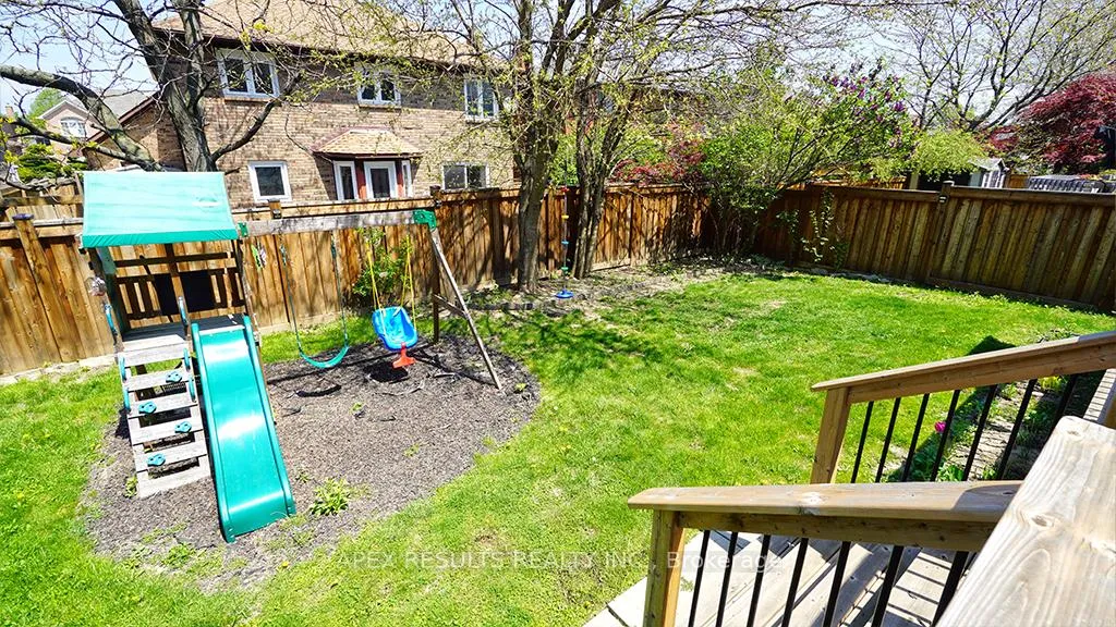 Photo 41 of 795 Upper Horning Road, Hamilton, Gurnett — HOMEH