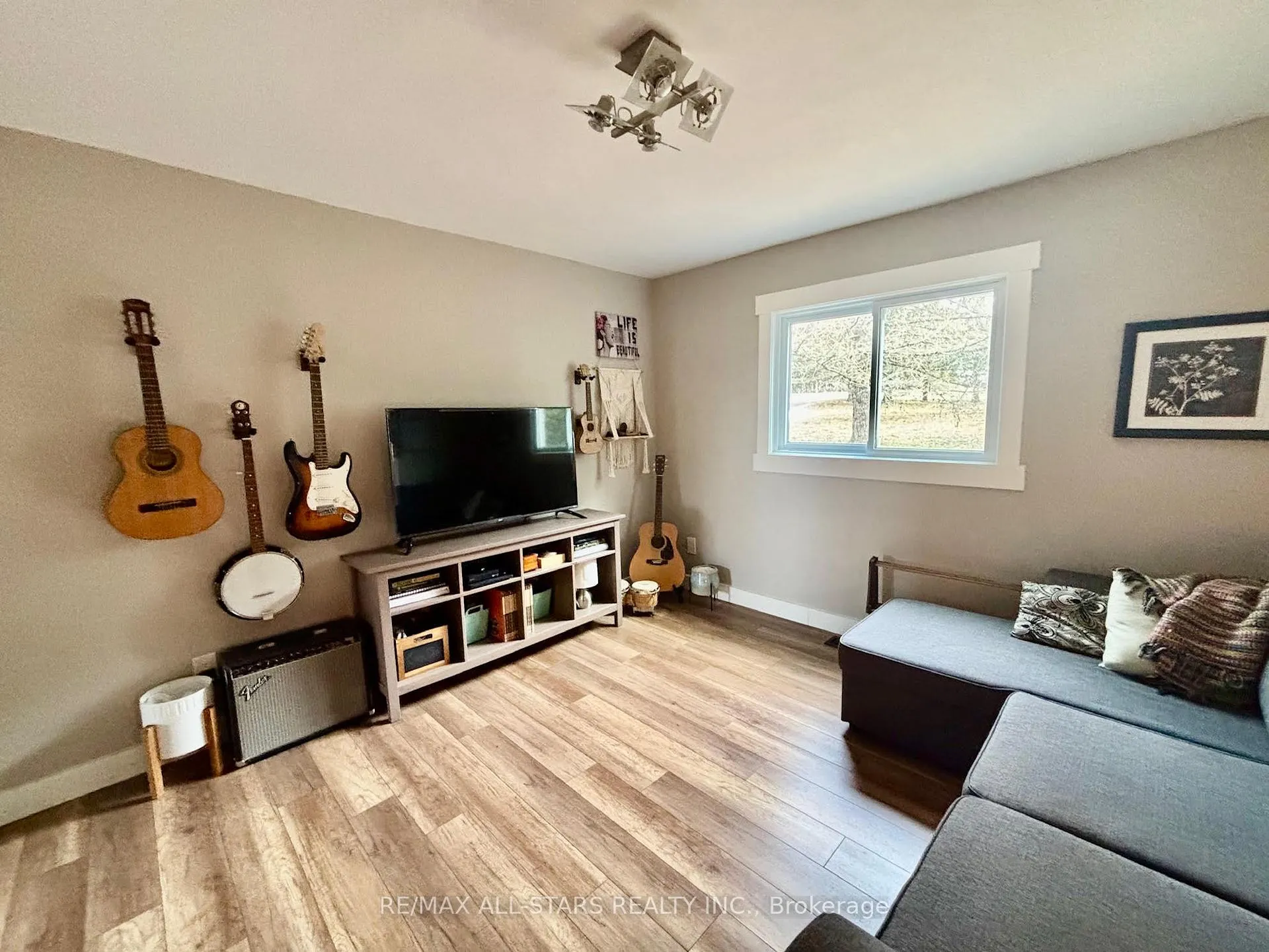 Photo 10 of 321 Regional Rd 21, Scugog, Rural Scugog — HOMEH