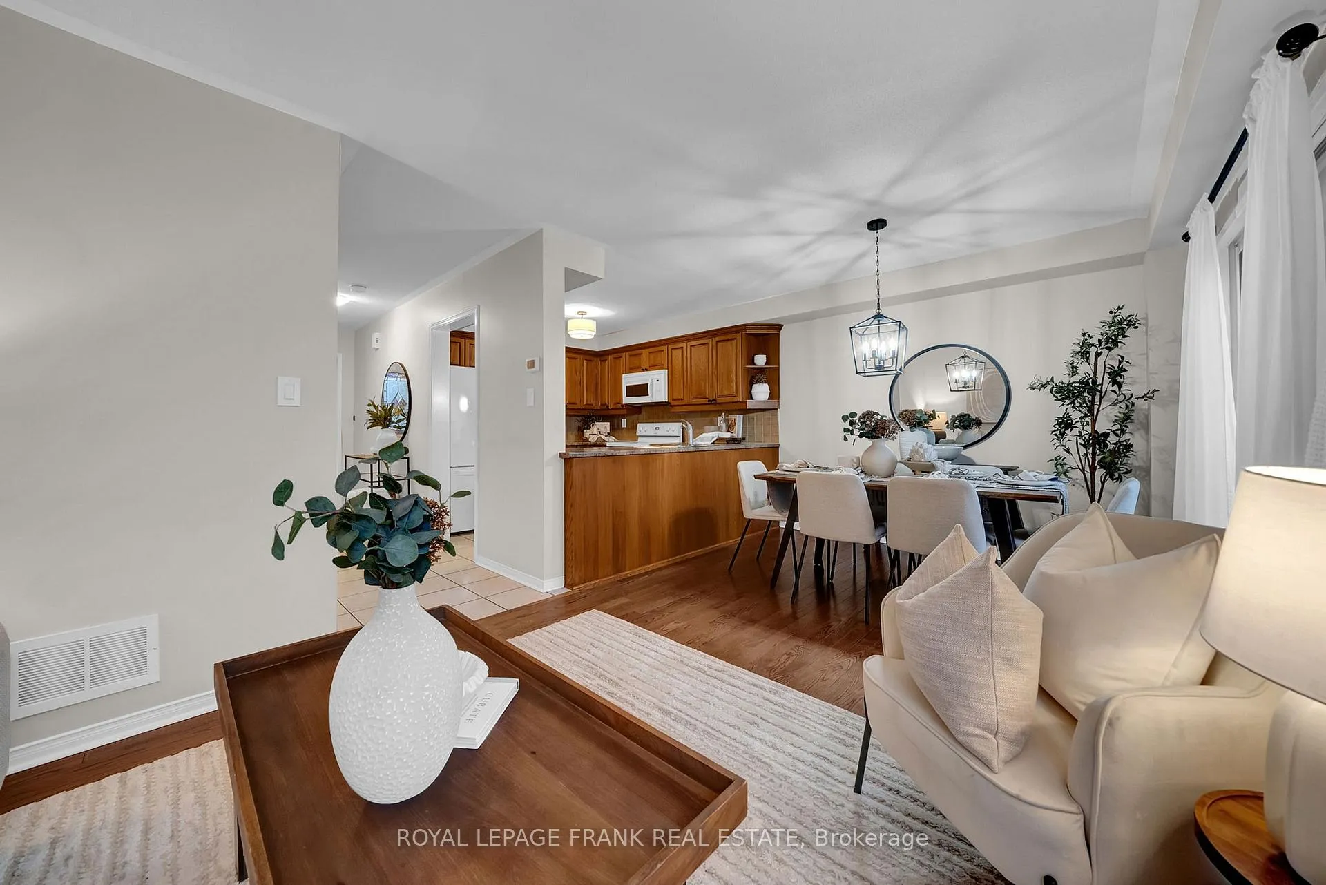 Photo 12 of 146 Wilkins Crescent, Clarington, Courtice — HOMEH