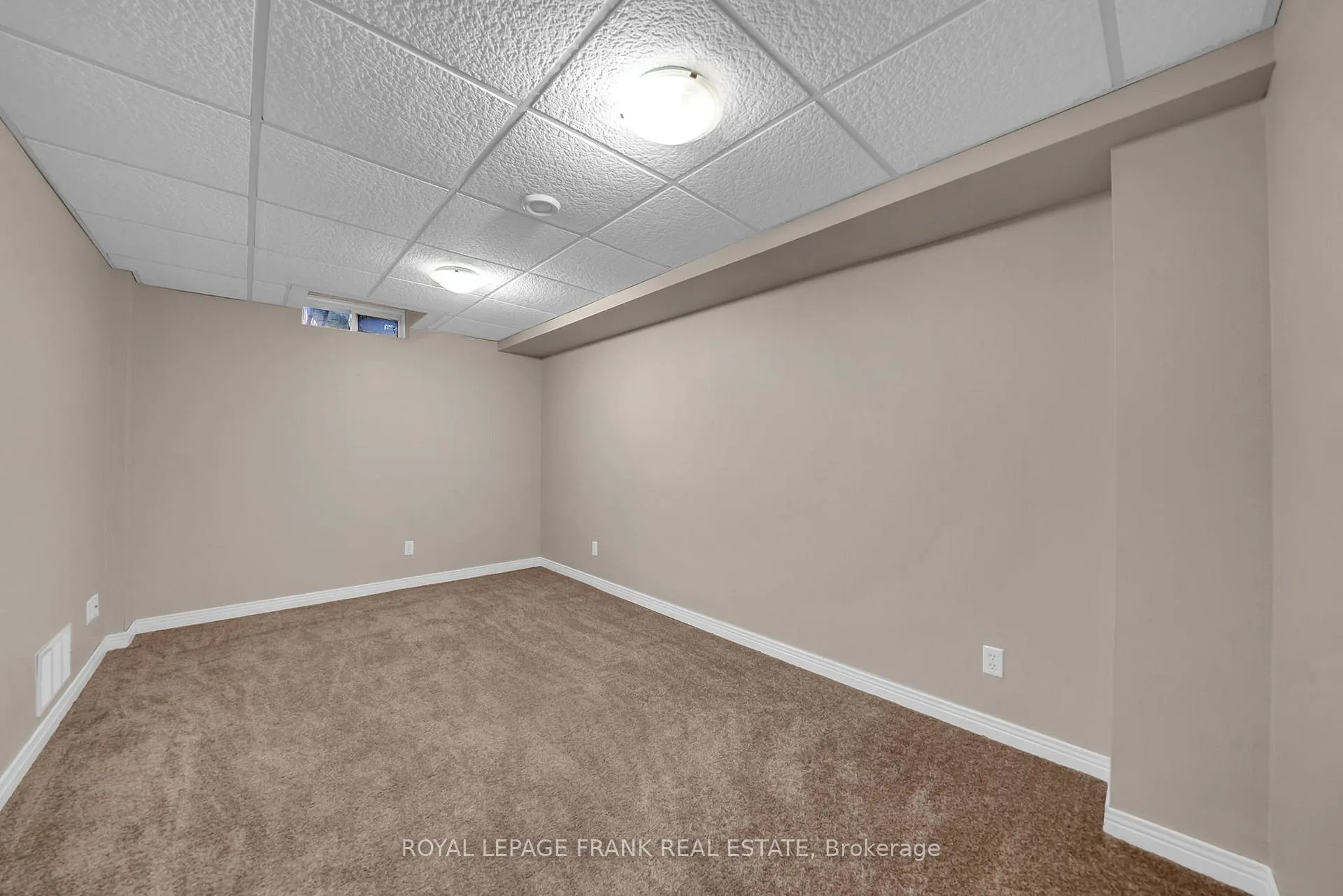 Photo 24 of 146 Wilkins Crescent, Clarington, Courtice — HOMEH