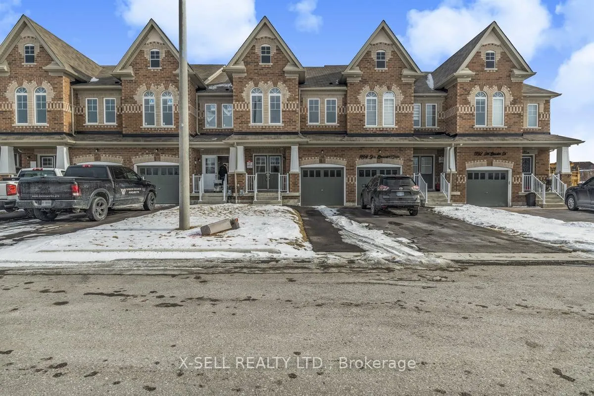 Photo 1 of 1196 Jim Brewster Circle, Oshawa, Eastdale — HOMEH