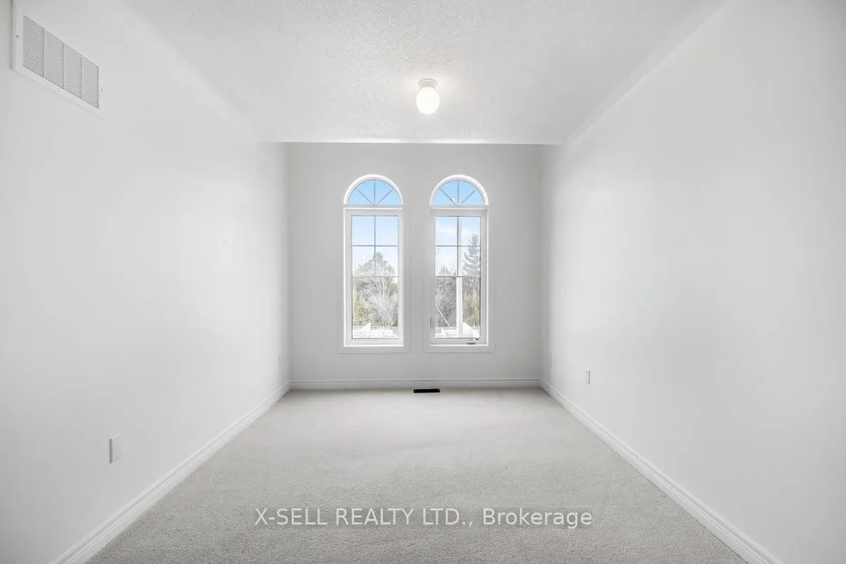 Photo 16 of 1196 Jim Brewster Circle, Oshawa, Eastdale — HOMEH