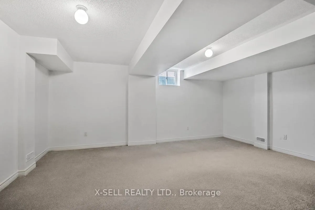 Photo 31 of 1196 Jim Brewster Circle, Oshawa, Eastdale — HOMEH