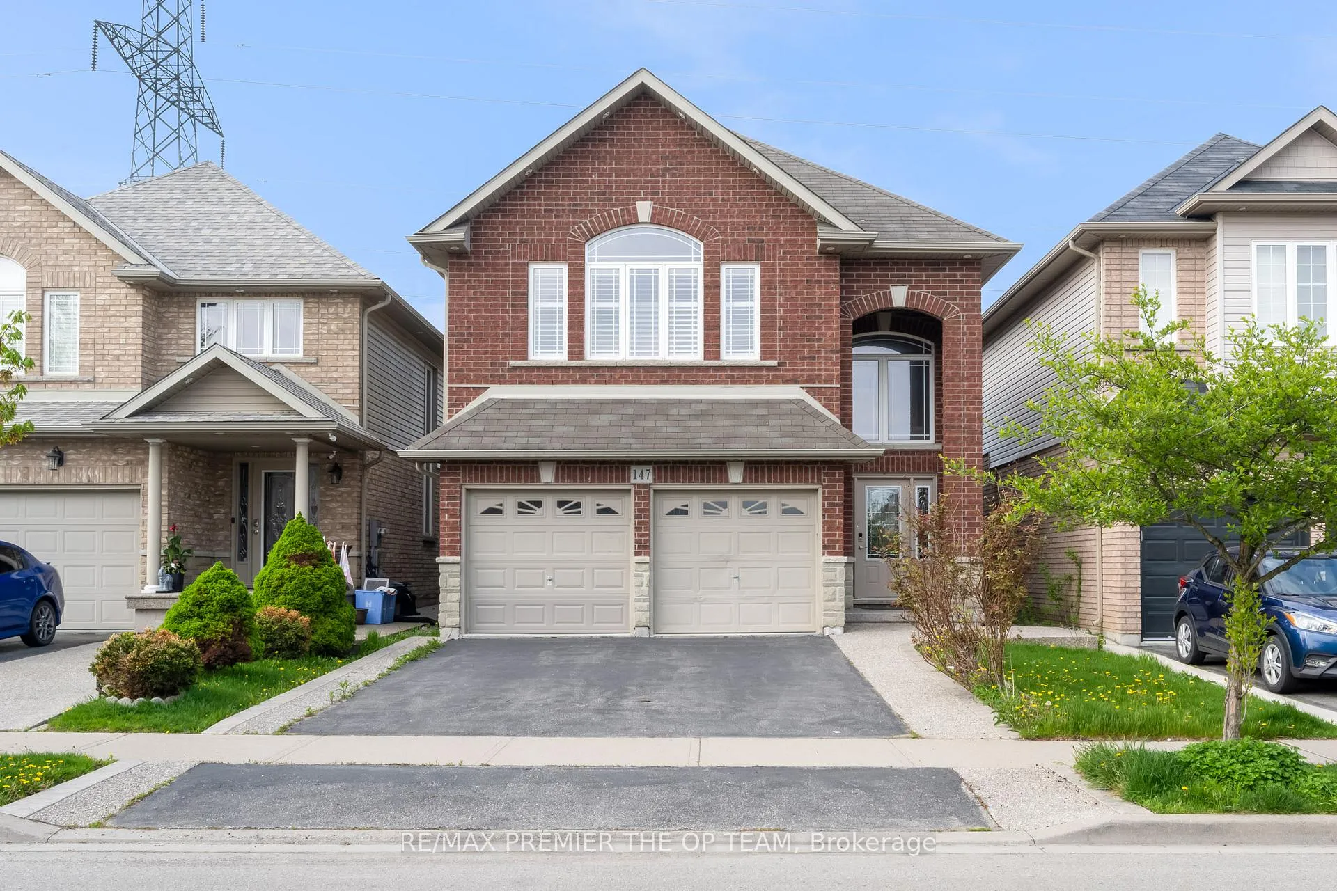 Photo 4 of 147 Pelech Crescent N, Hamilton, Hannon — HOMEH