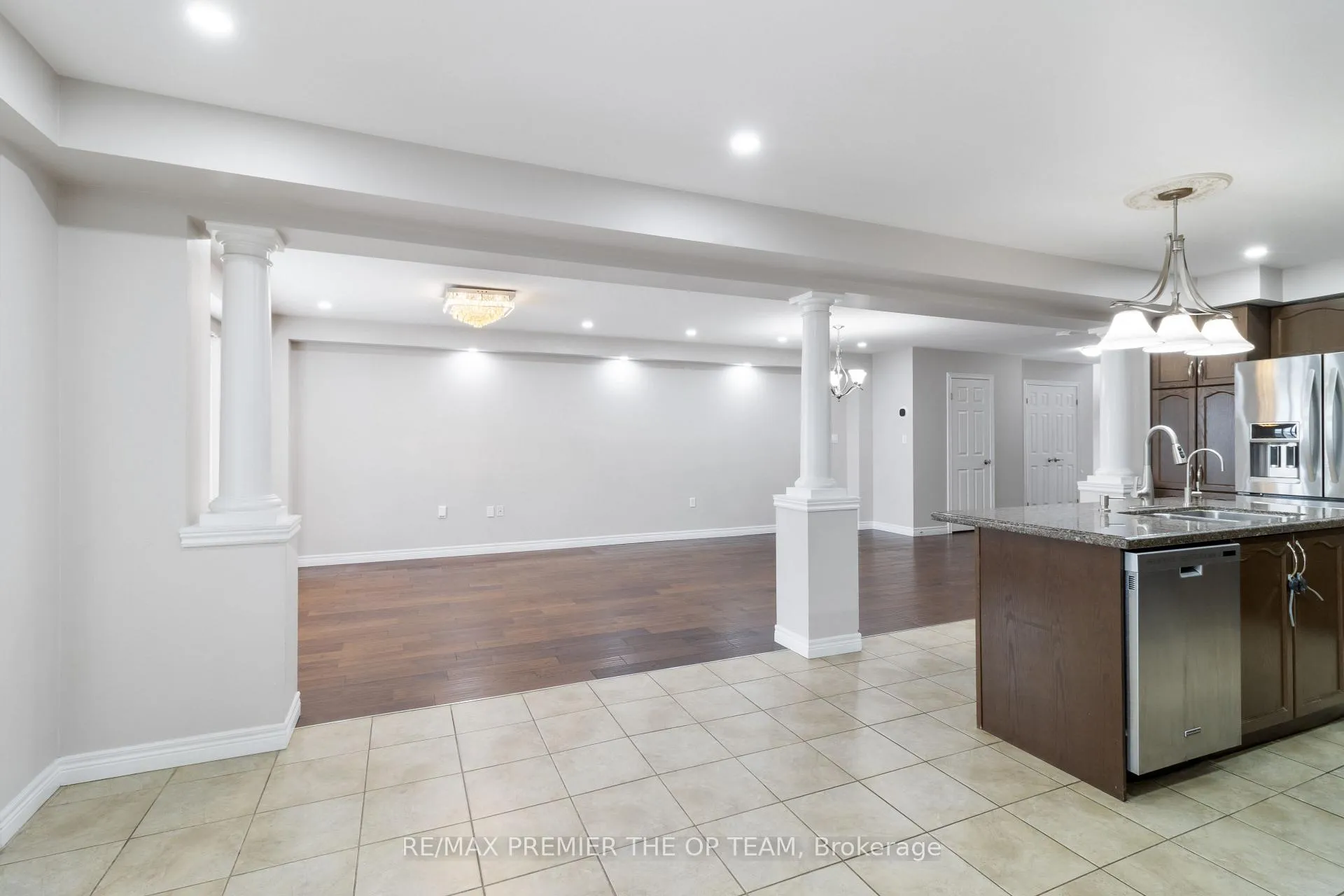 Photo 21 of 147 Pelech Crescent N, Hamilton, Hannon — HOMEH