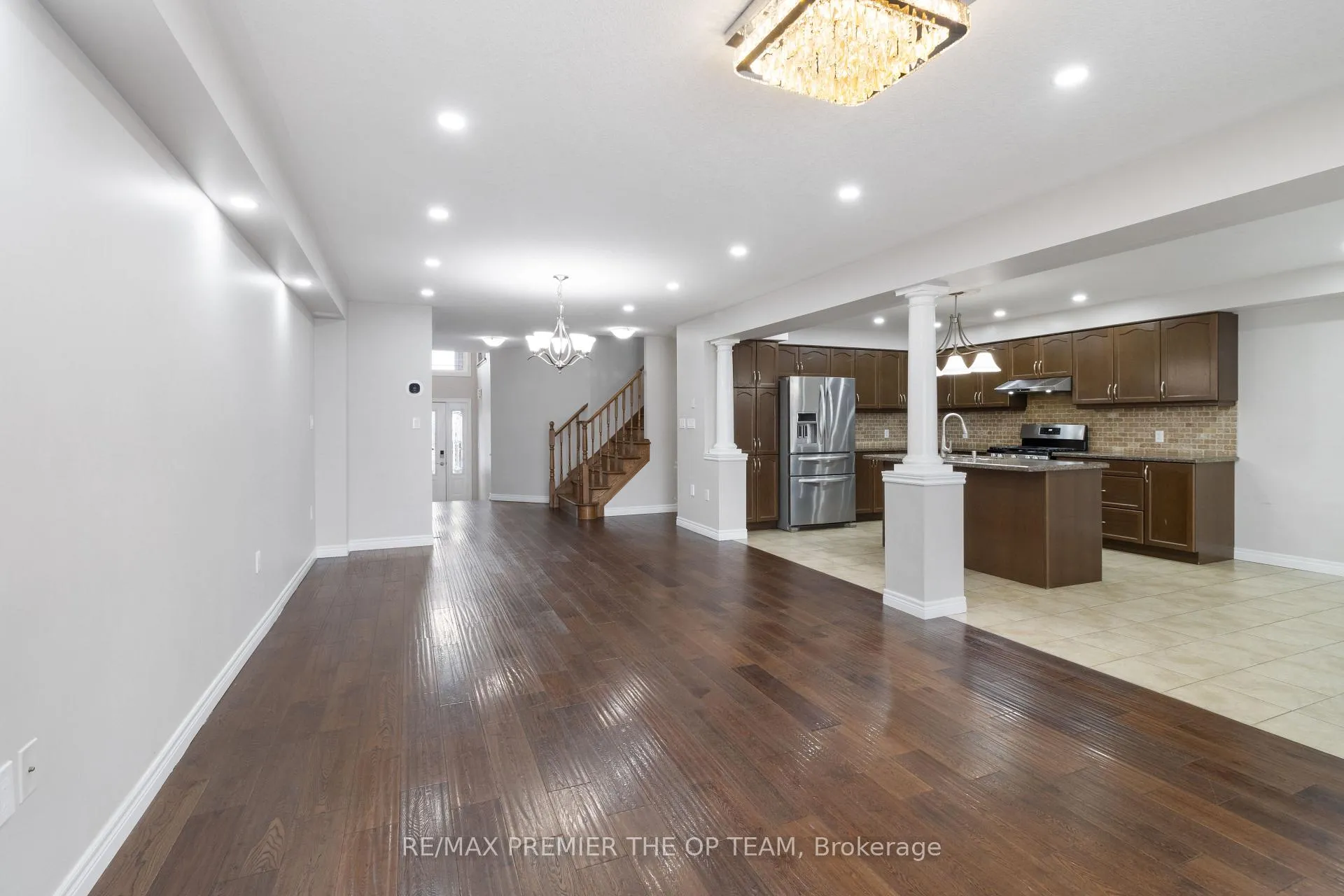Photo 22 of 147 Pelech Crescent N, Hamilton, Hannon — HOMEH