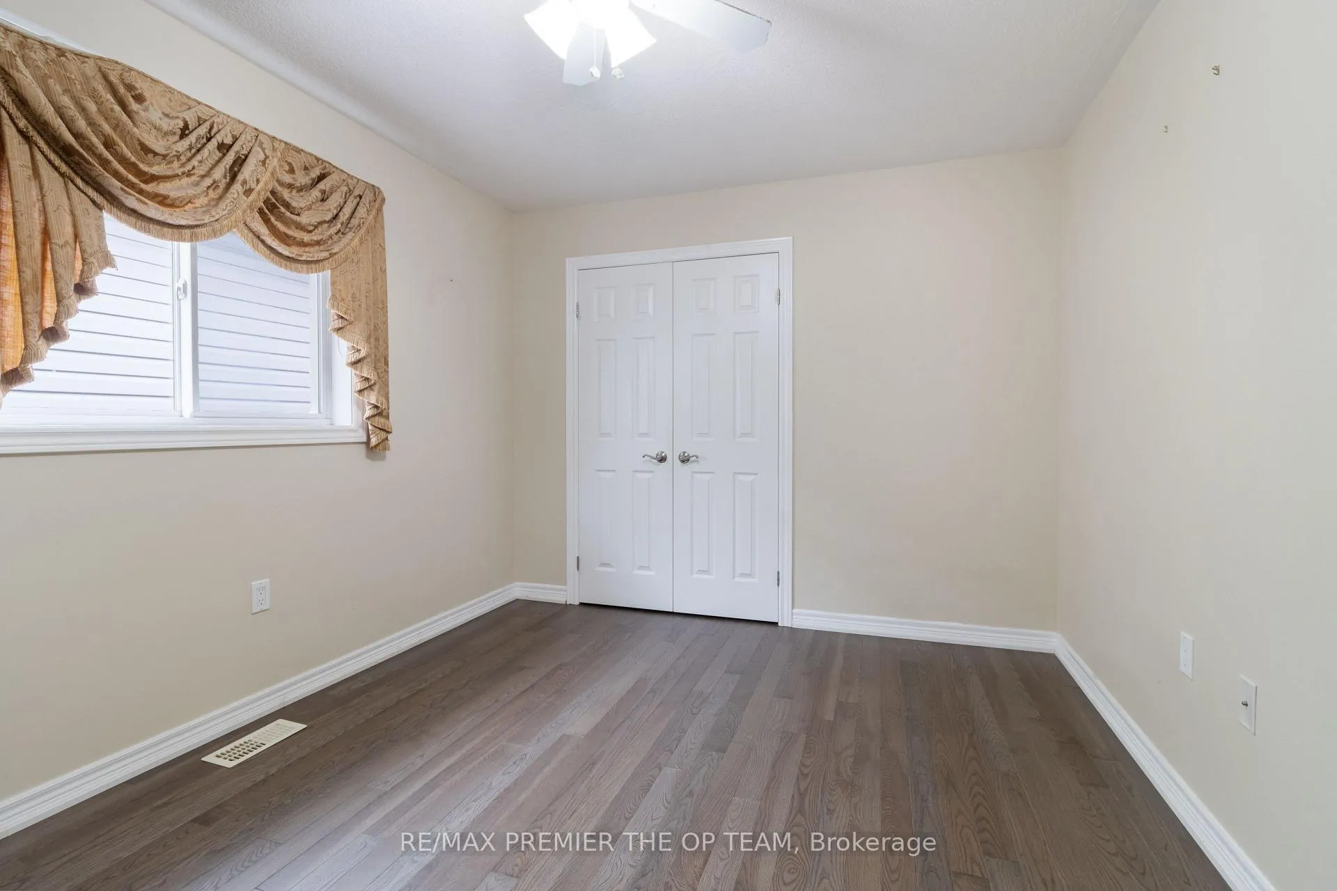Photo 29 of 147 Pelech Crescent N, Hamilton, Hannon — HOMEH
