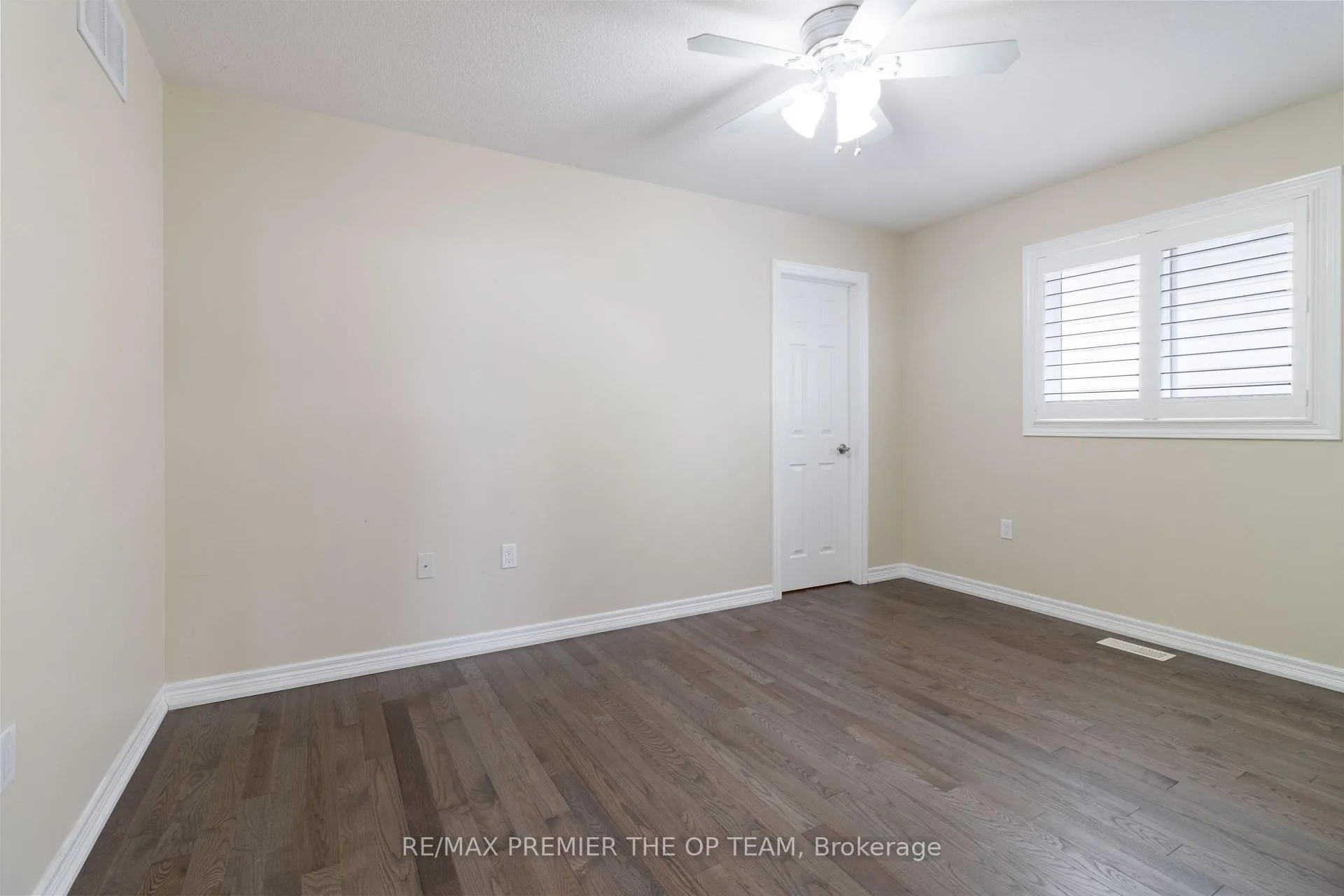 Photo 31 of 147 Pelech Crescent N, Hamilton, Hannon — HOMEH