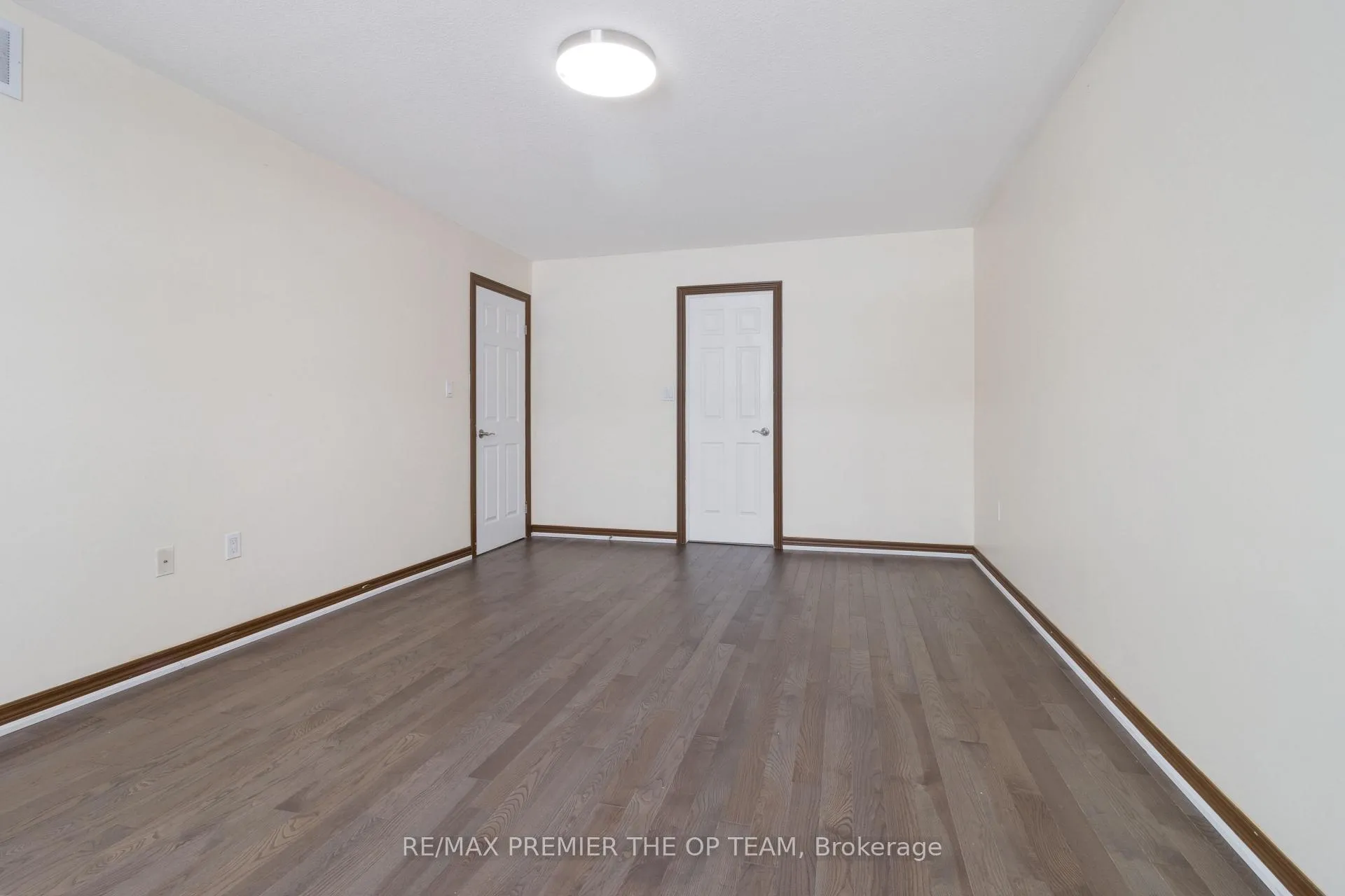 Photo 35 of 147 Pelech Crescent N, Hamilton, Hannon — HOMEH