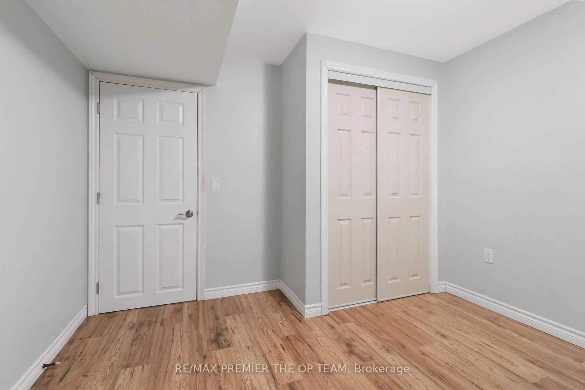 Photo 46 of 147 Pelech Crescent N, Hamilton, Hannon — HOMEH