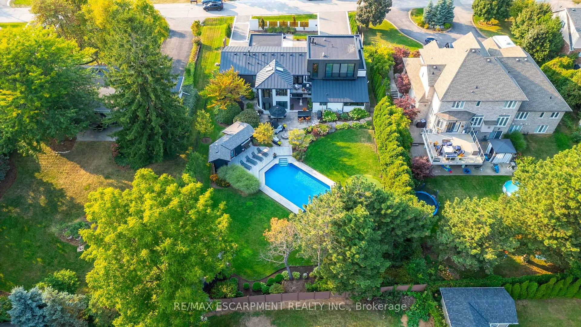 Photo 39 of 97 Overdale Avenue, Hamilton, Waterdown — HOMEH