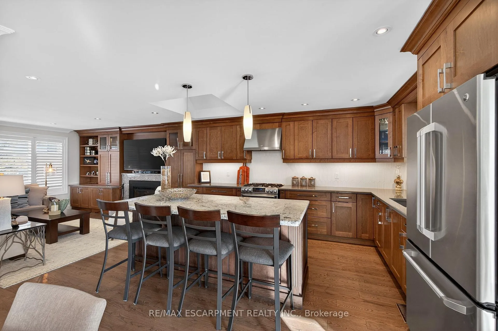 Photo 11 of 1428 Alfred Crescent, Burlington, Brant — HOMEH