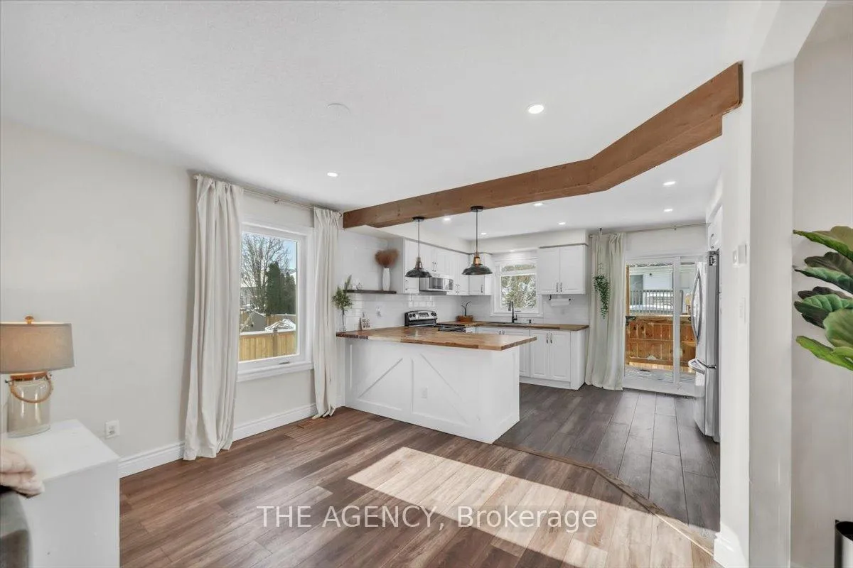 Photo 9 of 1806 Edenwood Drive, Oshawa, Samac — HOMEH