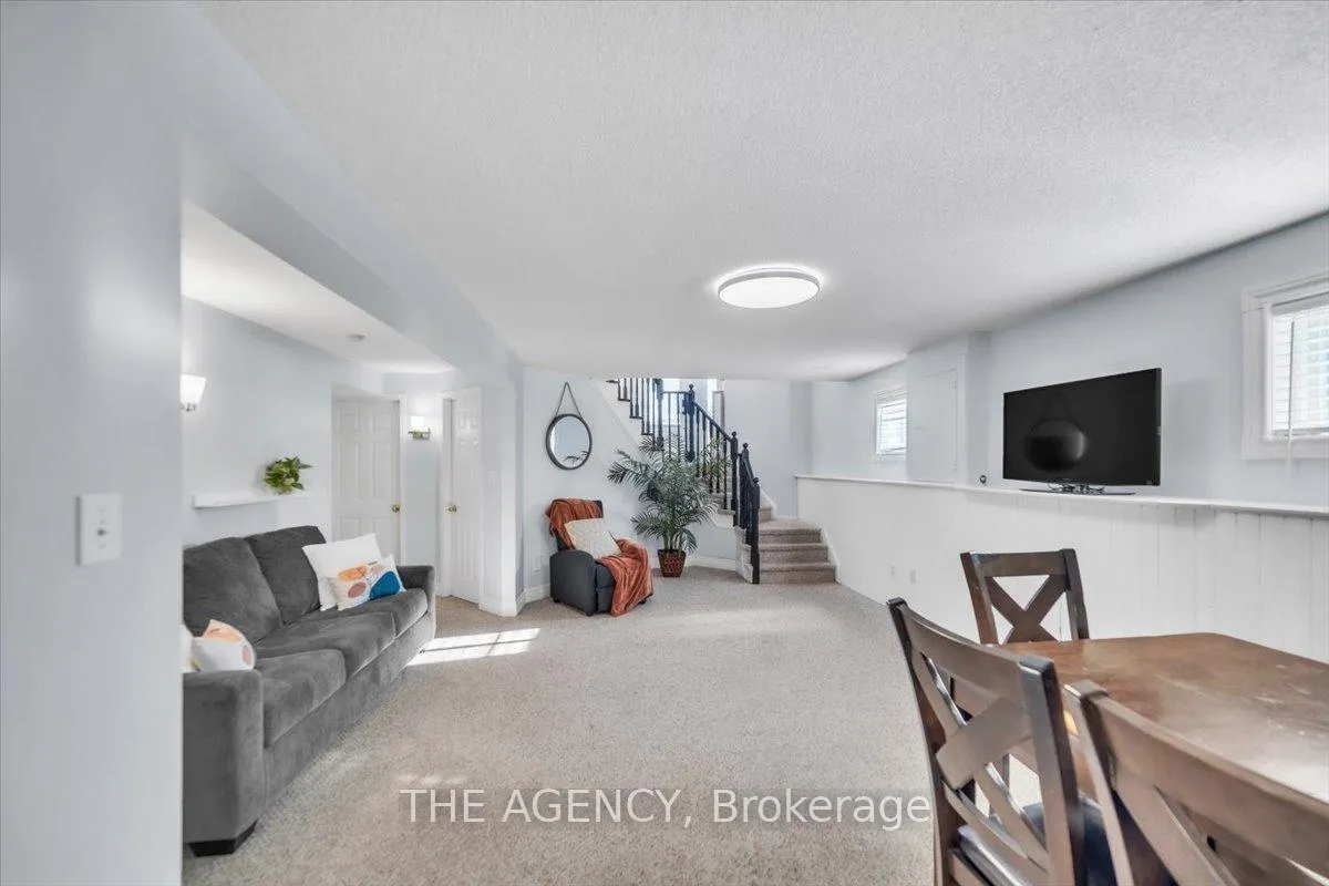 Photo 25 of 1806 Edenwood Drive, Oshawa, Samac — HOMEH