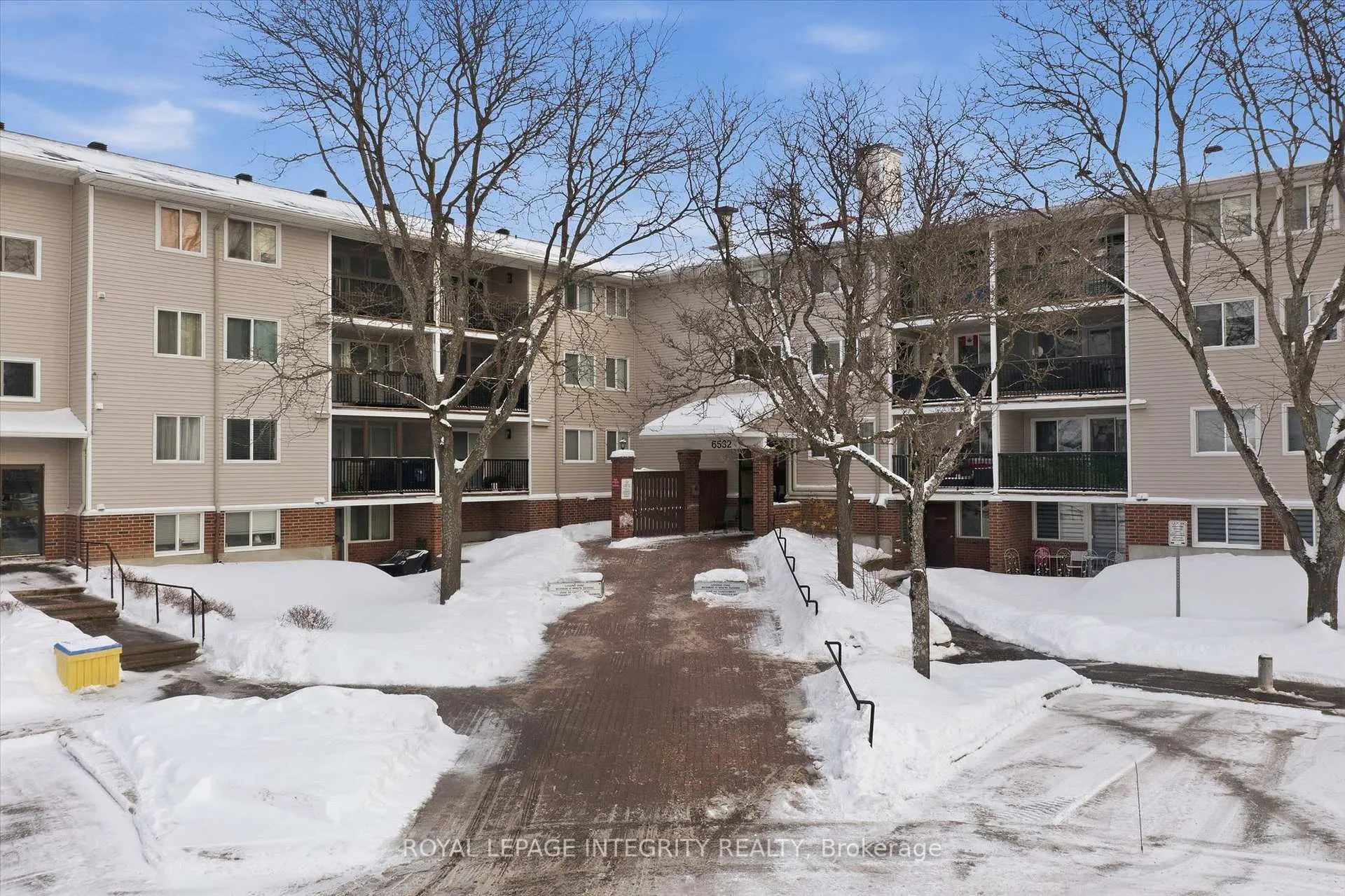 Front of Unit 114, 6532 Bilberry Drive