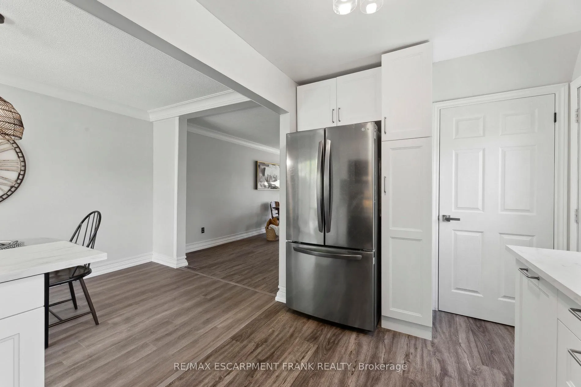 Photo 15 of 647 Balsam Crescent, Oshawa, Lakeview — HOMEH