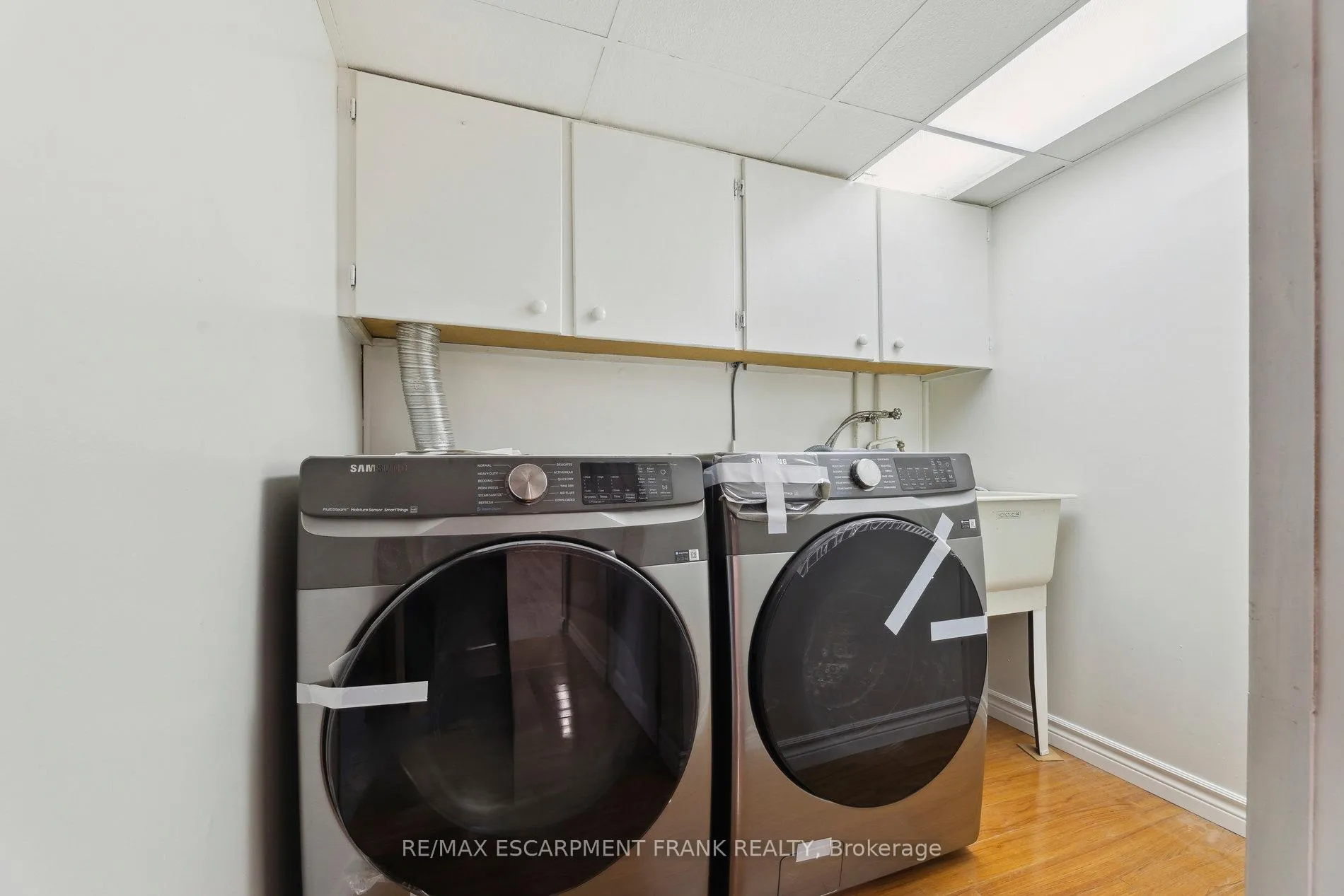 Photo 30 of 647 Balsam Crescent, Oshawa, Lakeview — HOMEH